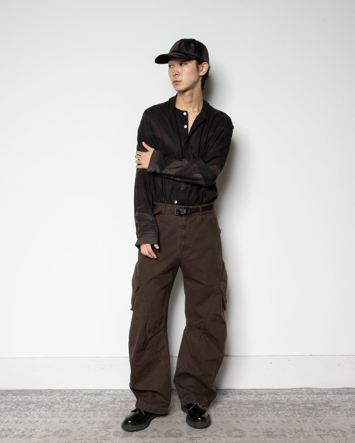 Multi-Pocket Trousers In Brown