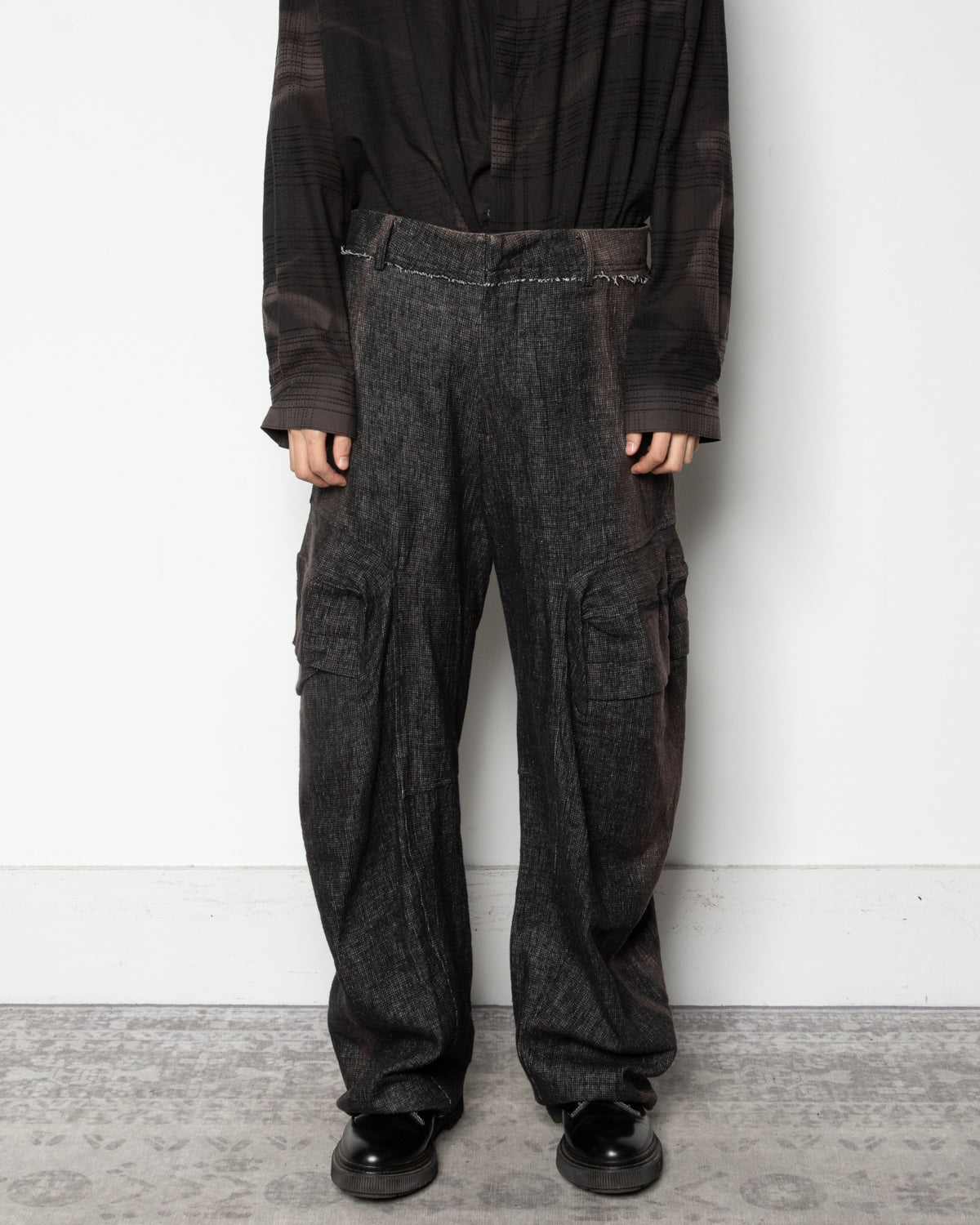 Sun-Bleached 3D-Pocket Trousers In Black