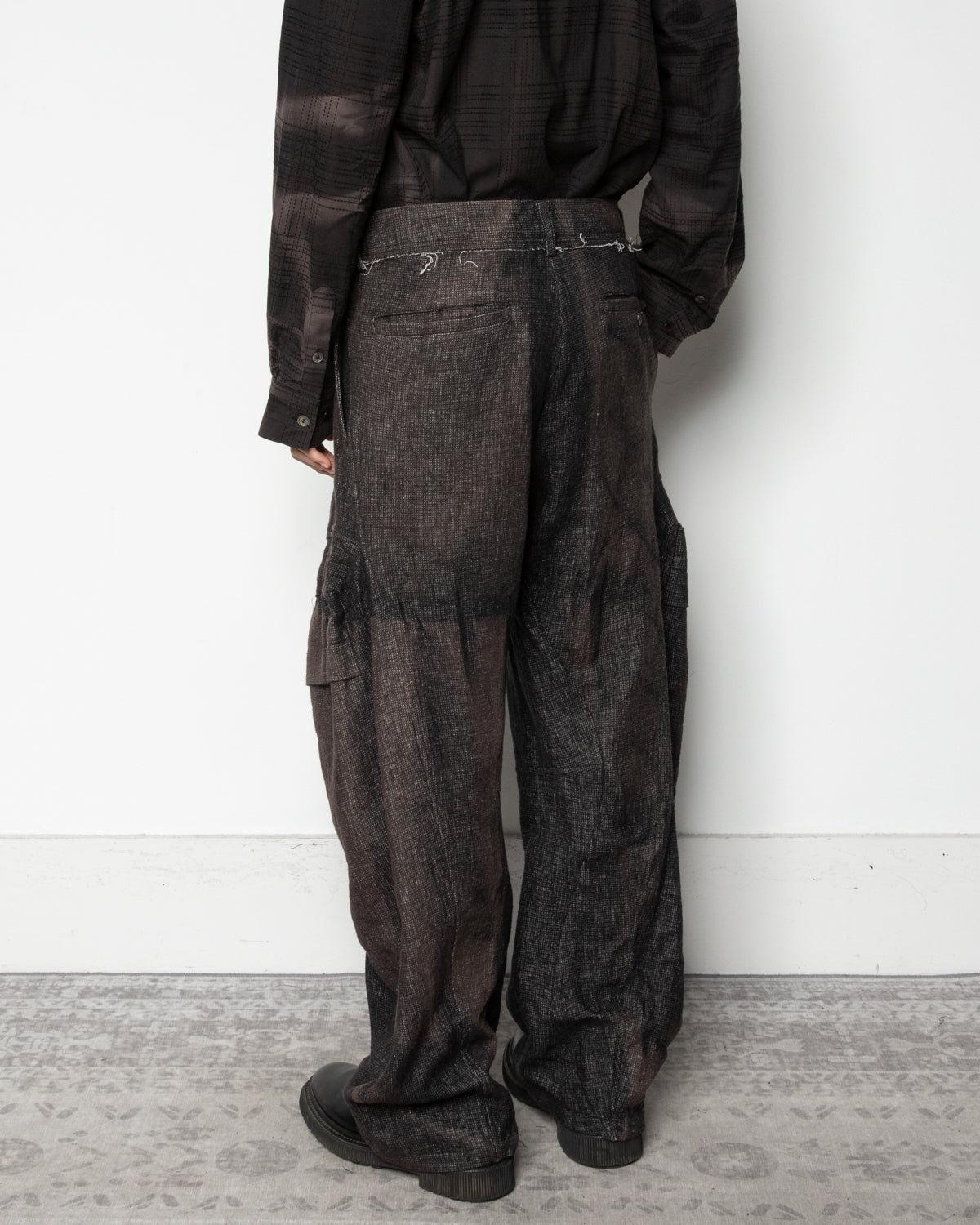 Sun-Bleached 3D-Pocket Trousers In Black