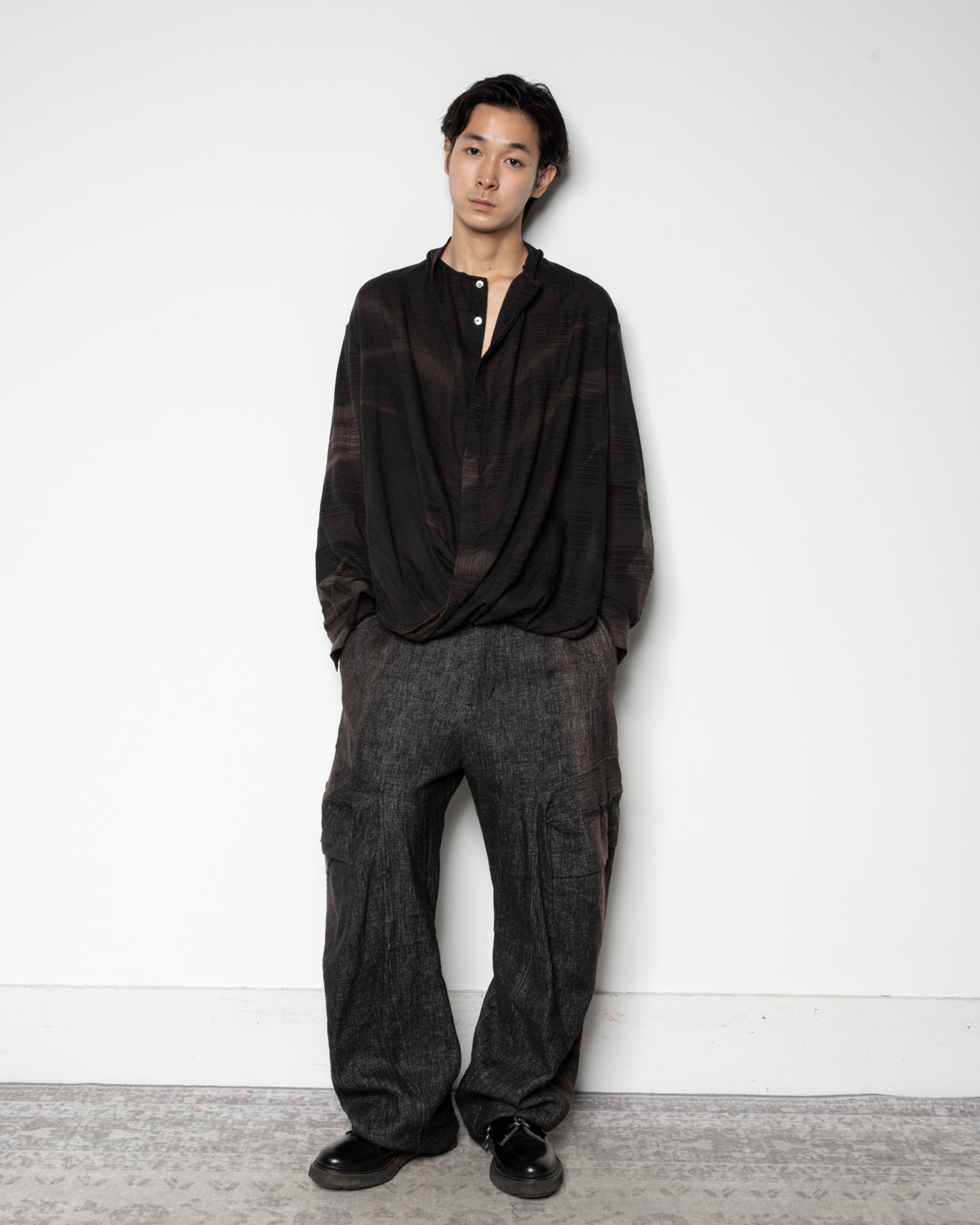 Sun-Bleached 3D-Pocket Trousers In Black