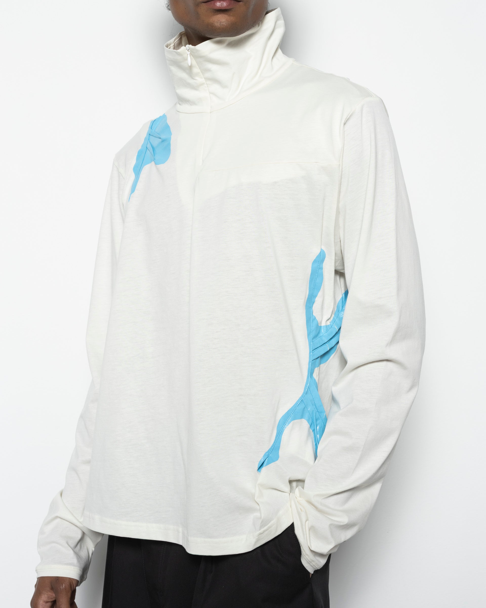 Kiko Kostadinov Alec K-Dart Pullover in Off White | RODEN GRAY