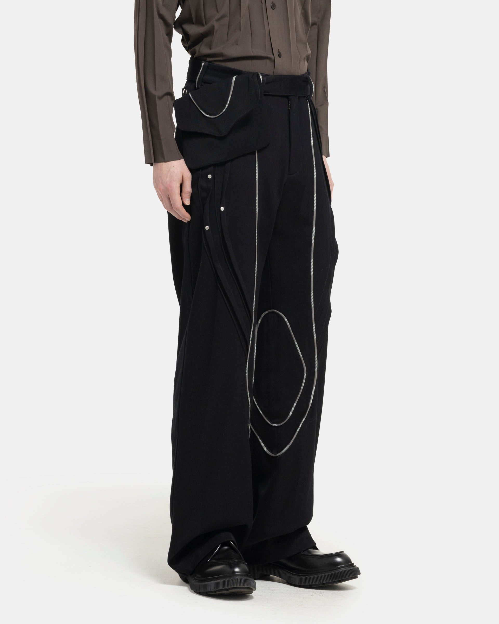 Chalice Trouser w/ Bag in Raven Black