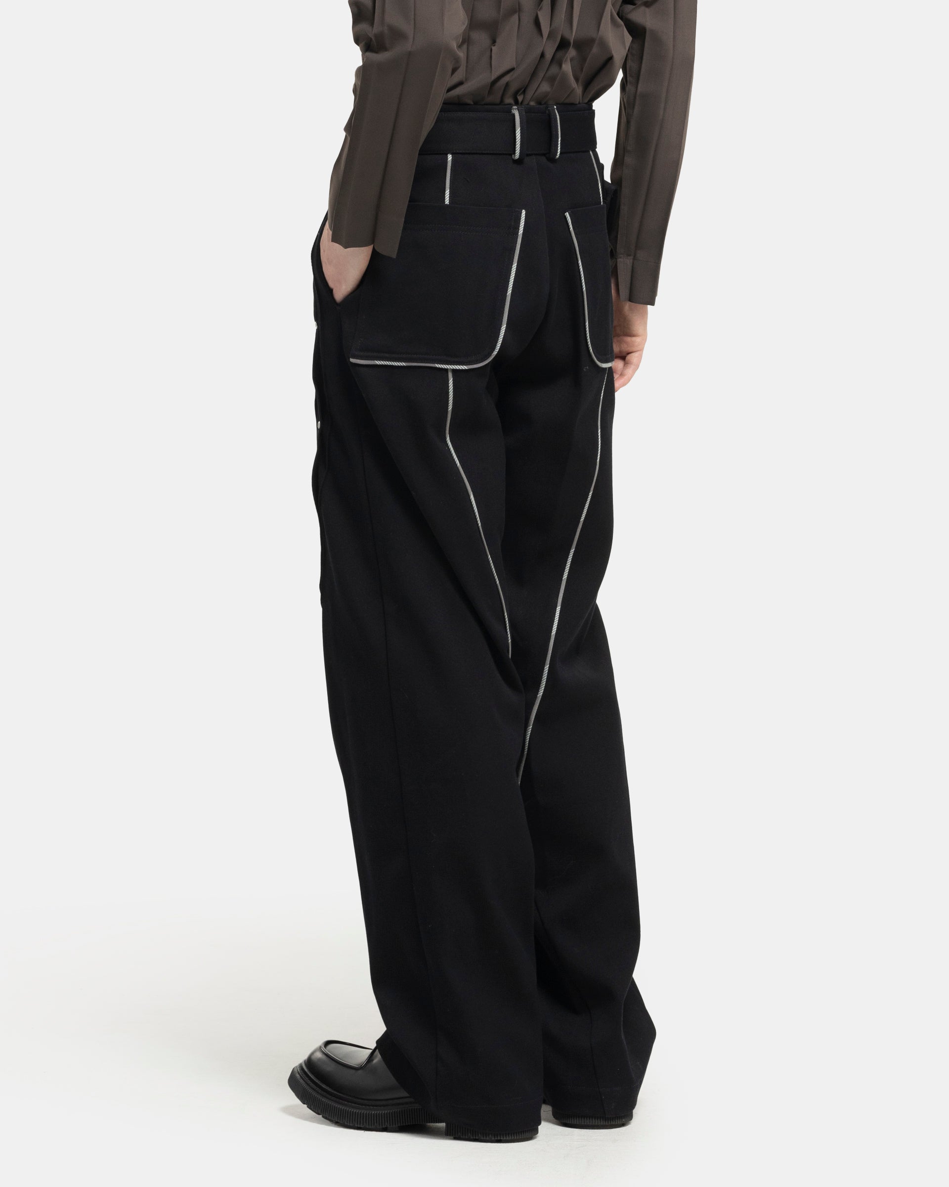 Chalice Trouser w/ Bag in Raven Black