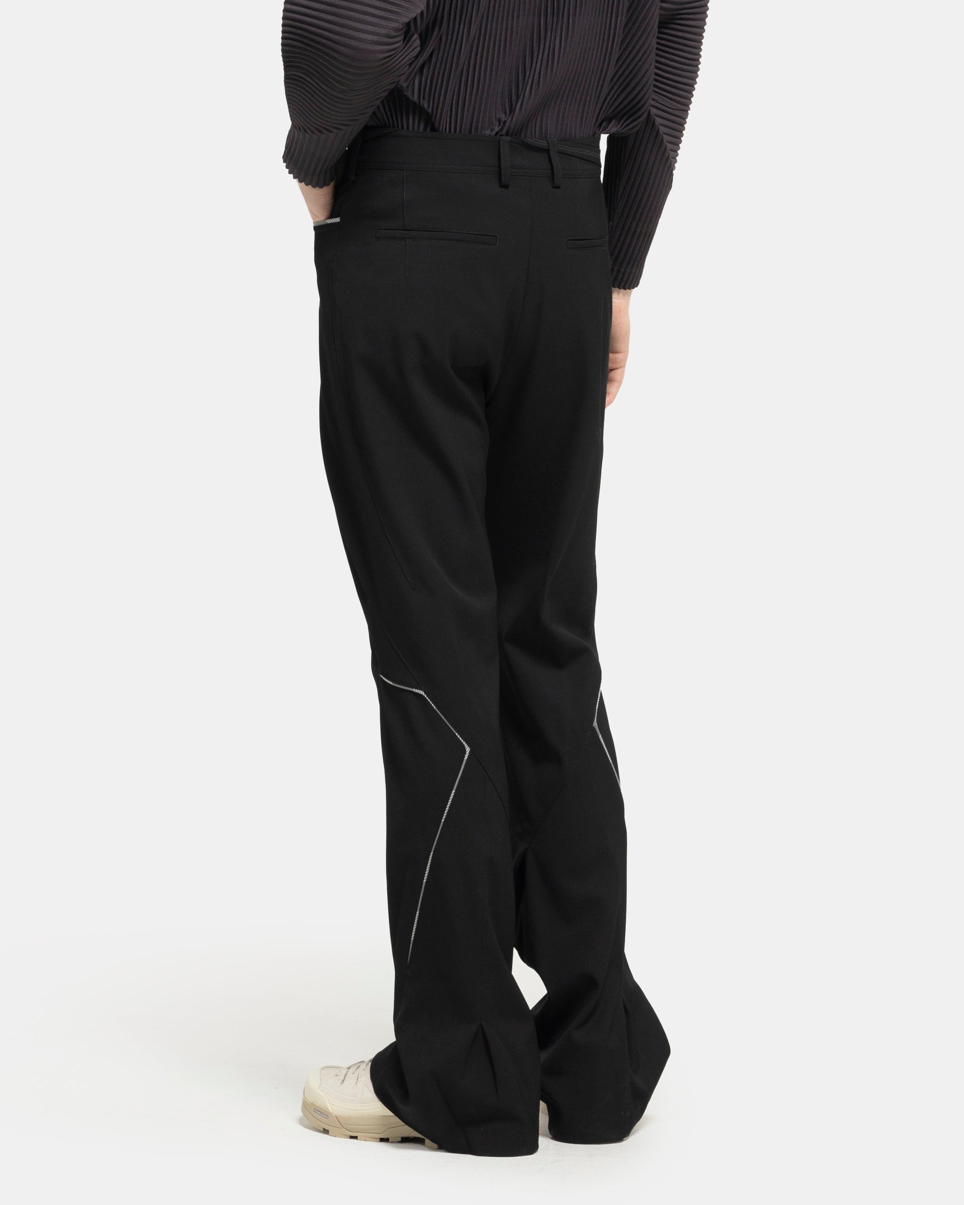 Ohne K-Dart Trouser in Crow Black