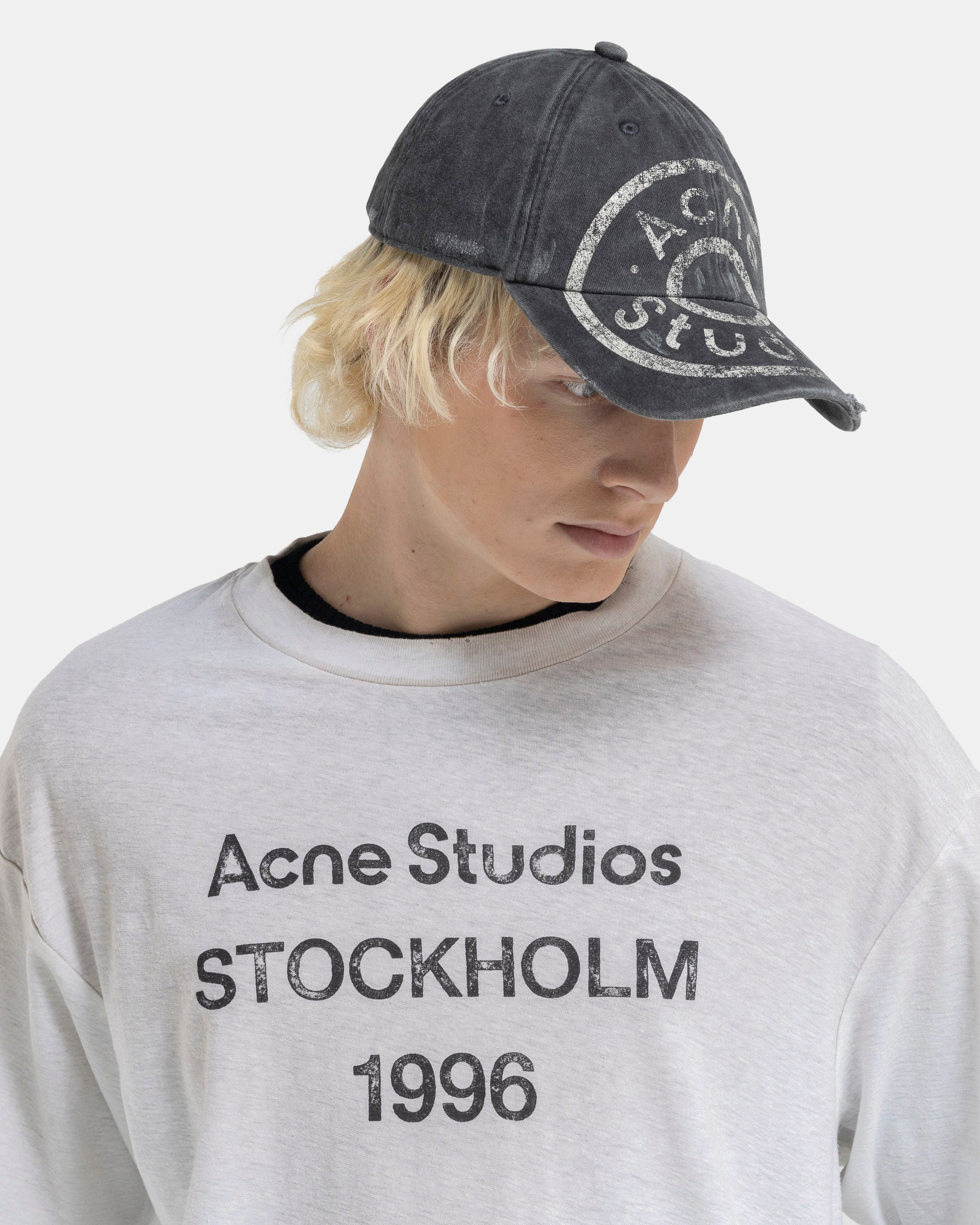 Logo T-Shirt in Dusty White