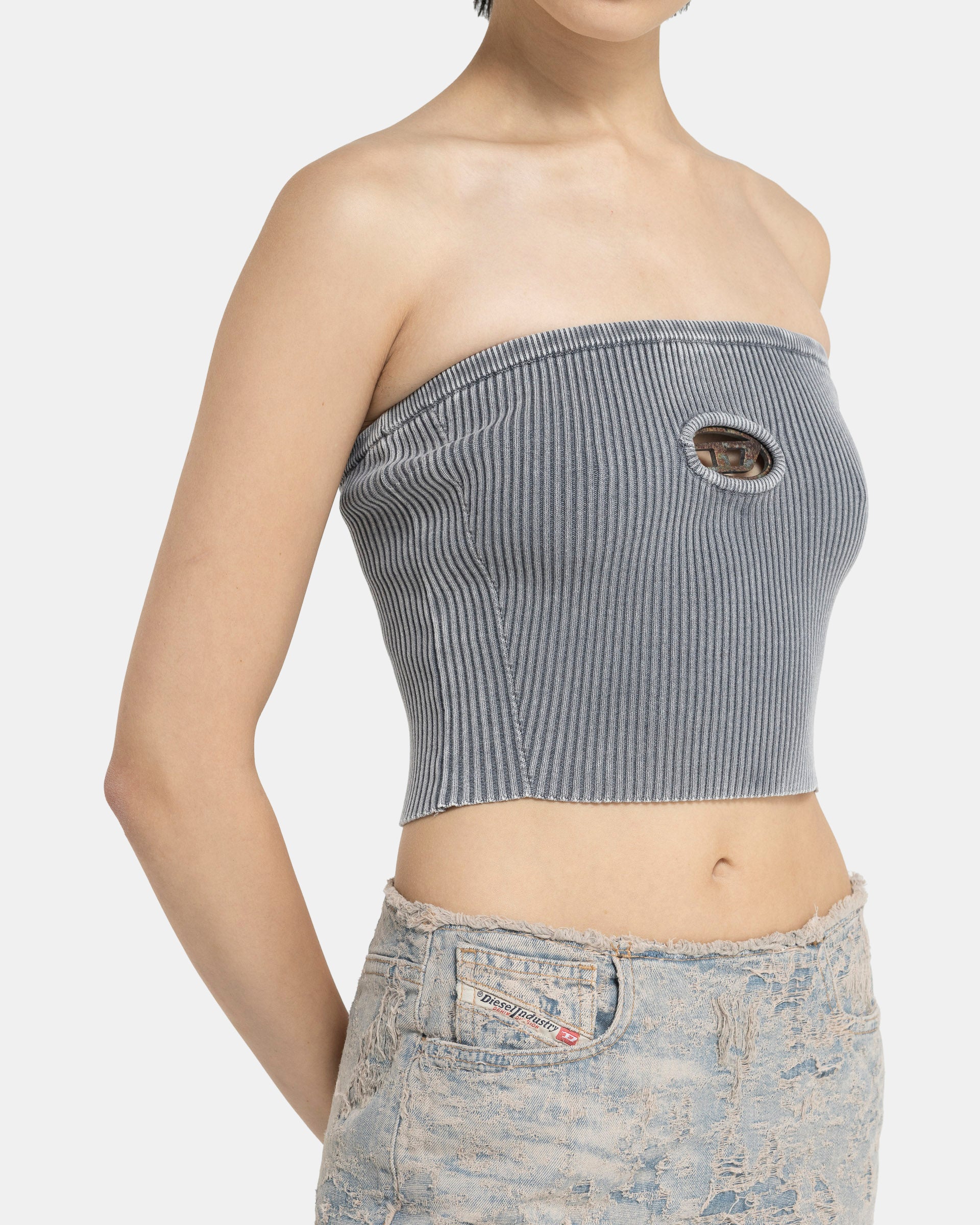 M-Clarksville-R Top in Grey