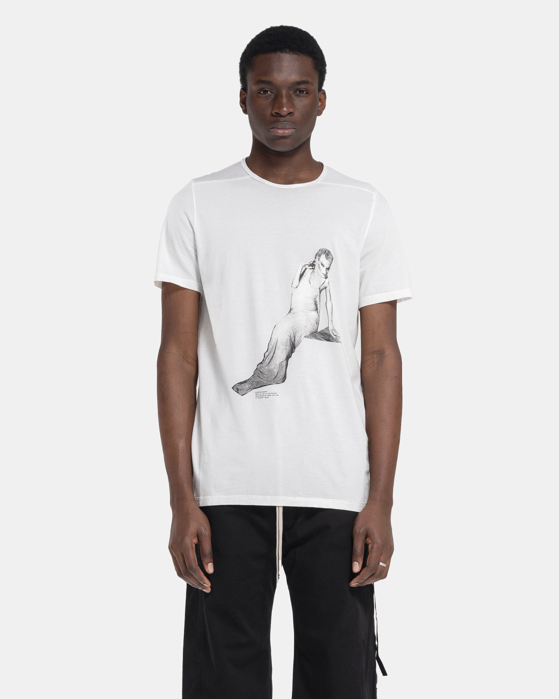 Level Tee in Milk and Black