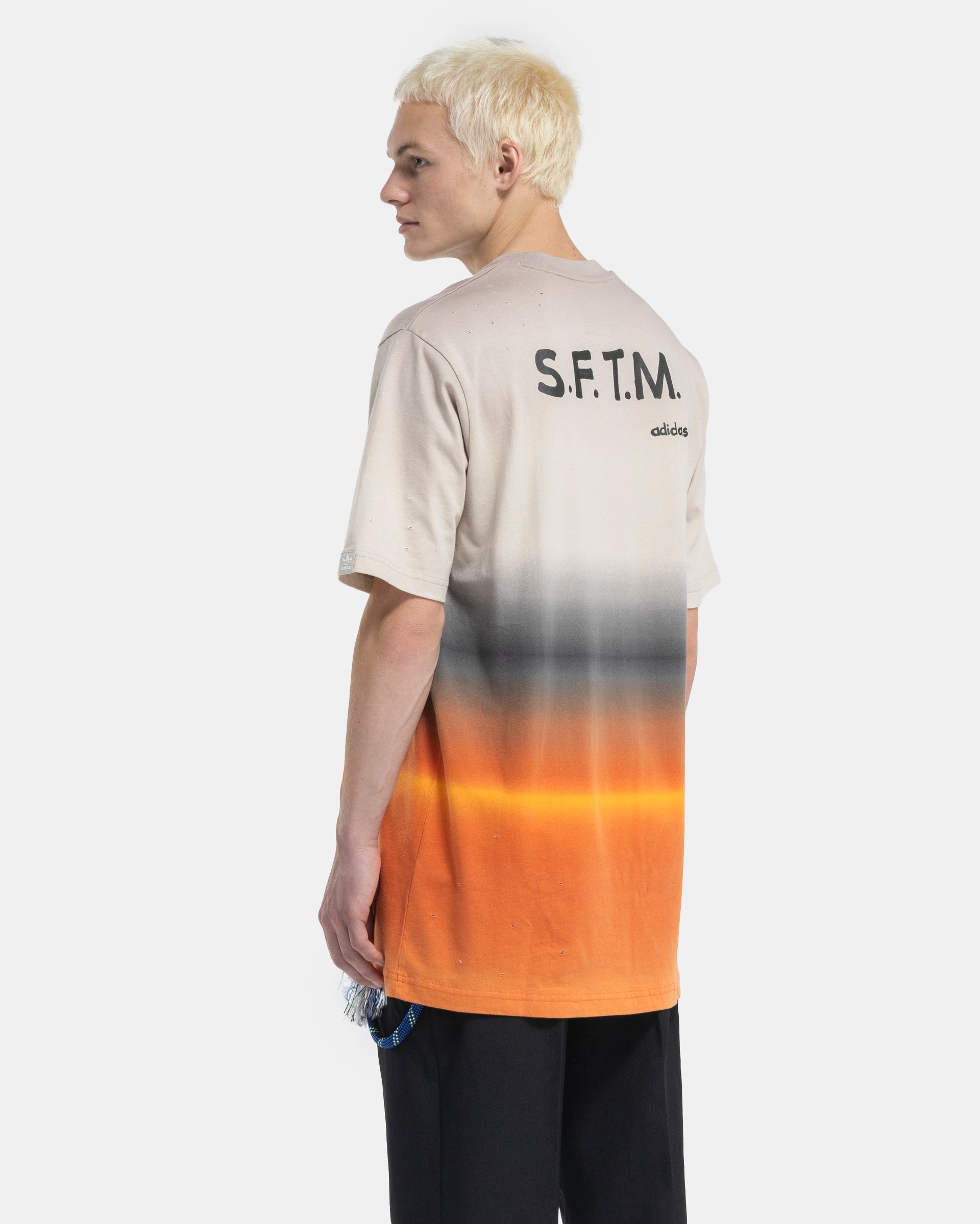 SFTM T-Shirt in Beige and Orange