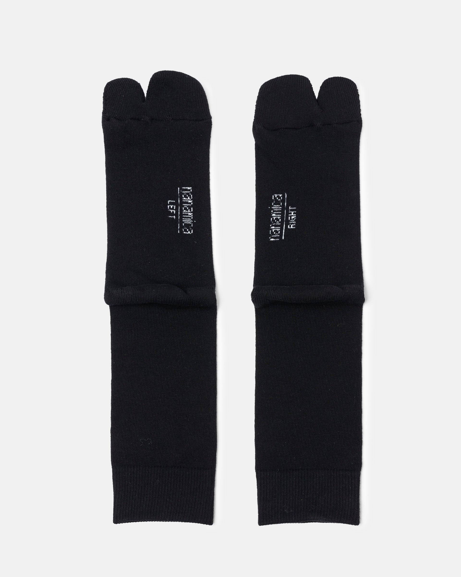 Field Socks in Black