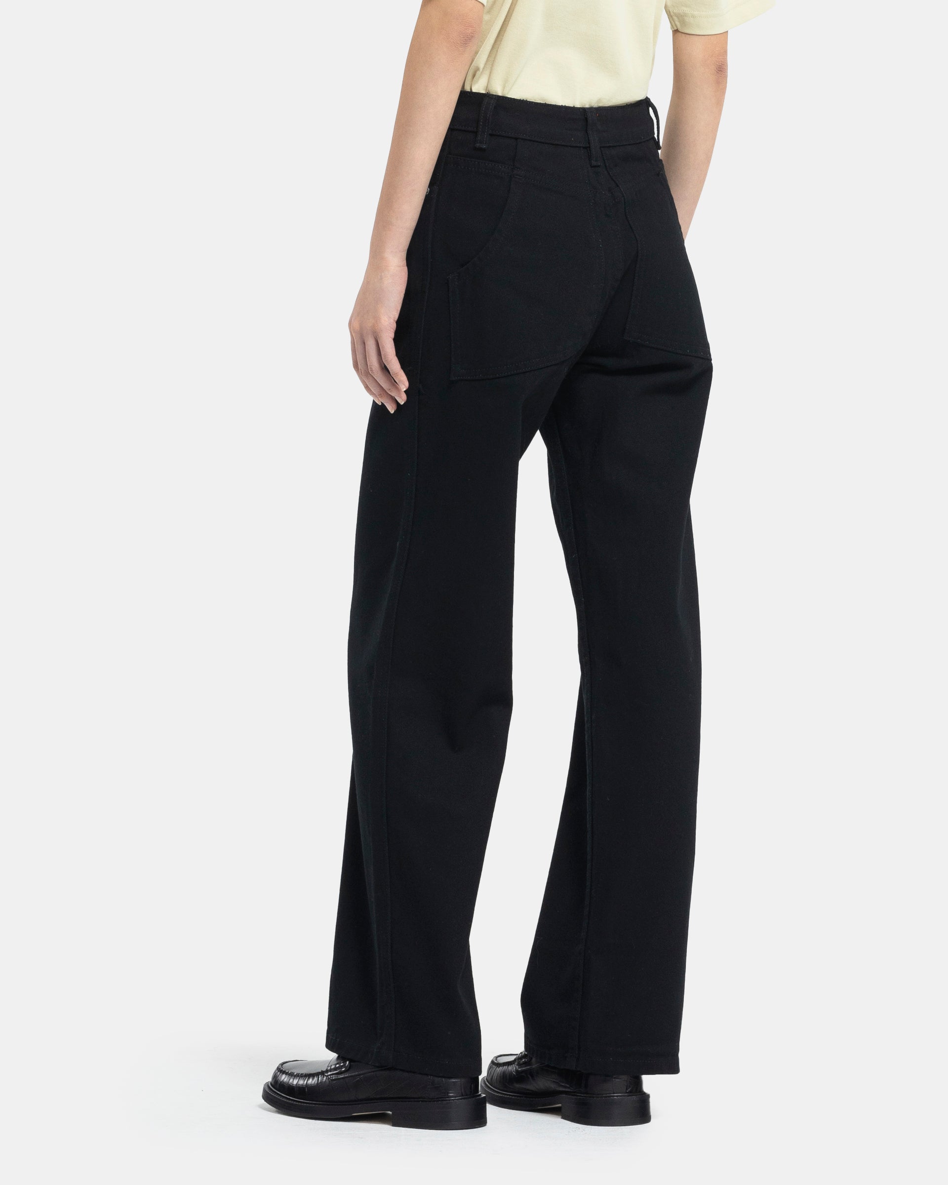 Wide-Leg Jean in Almost Black