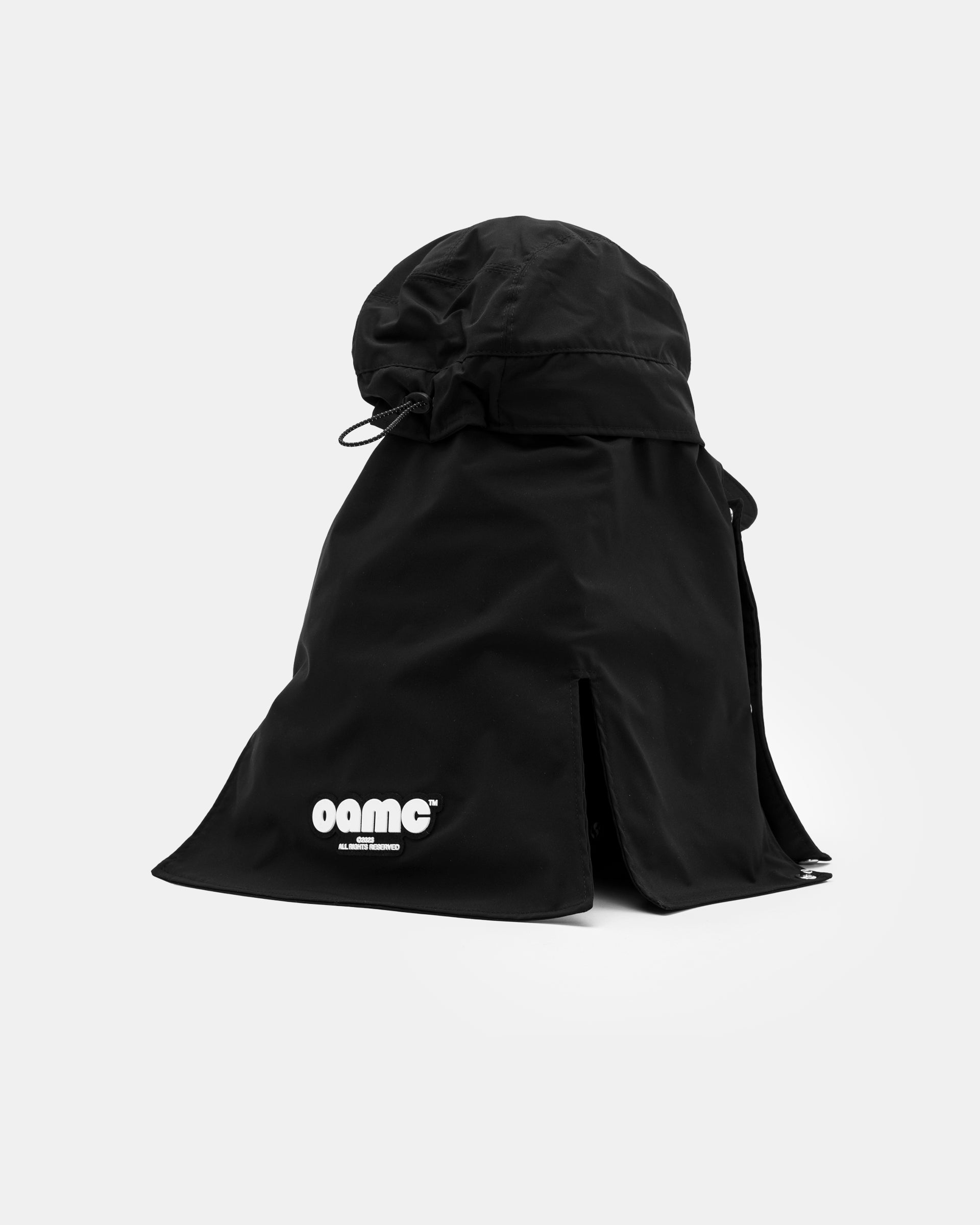Veiled Cap in Black