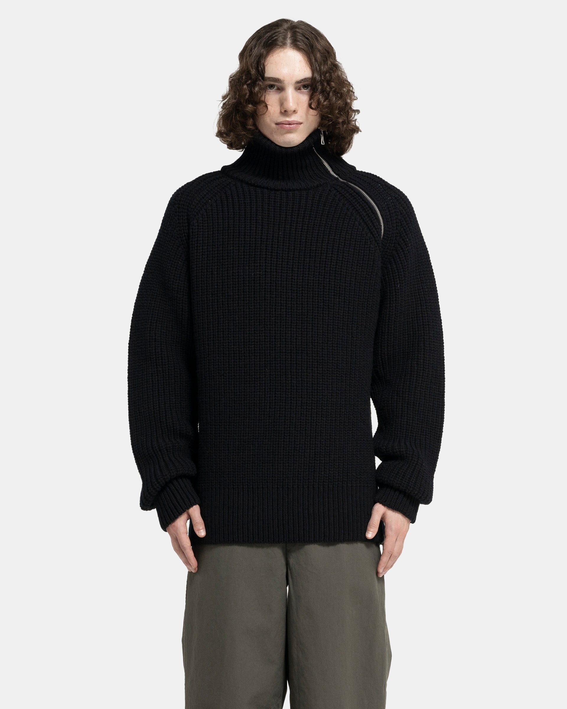 Monty Sweater in Black