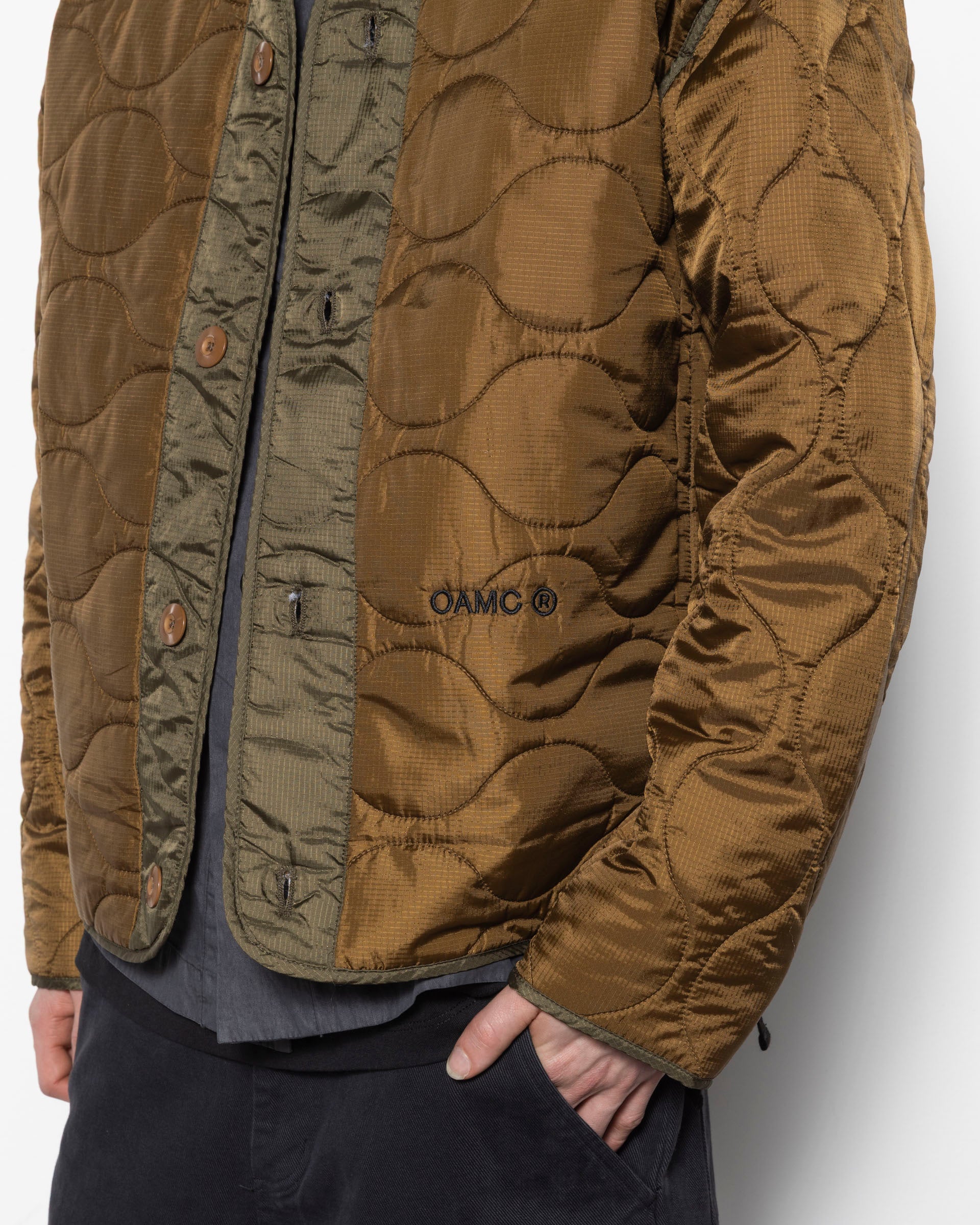 Combat Liner in Beige