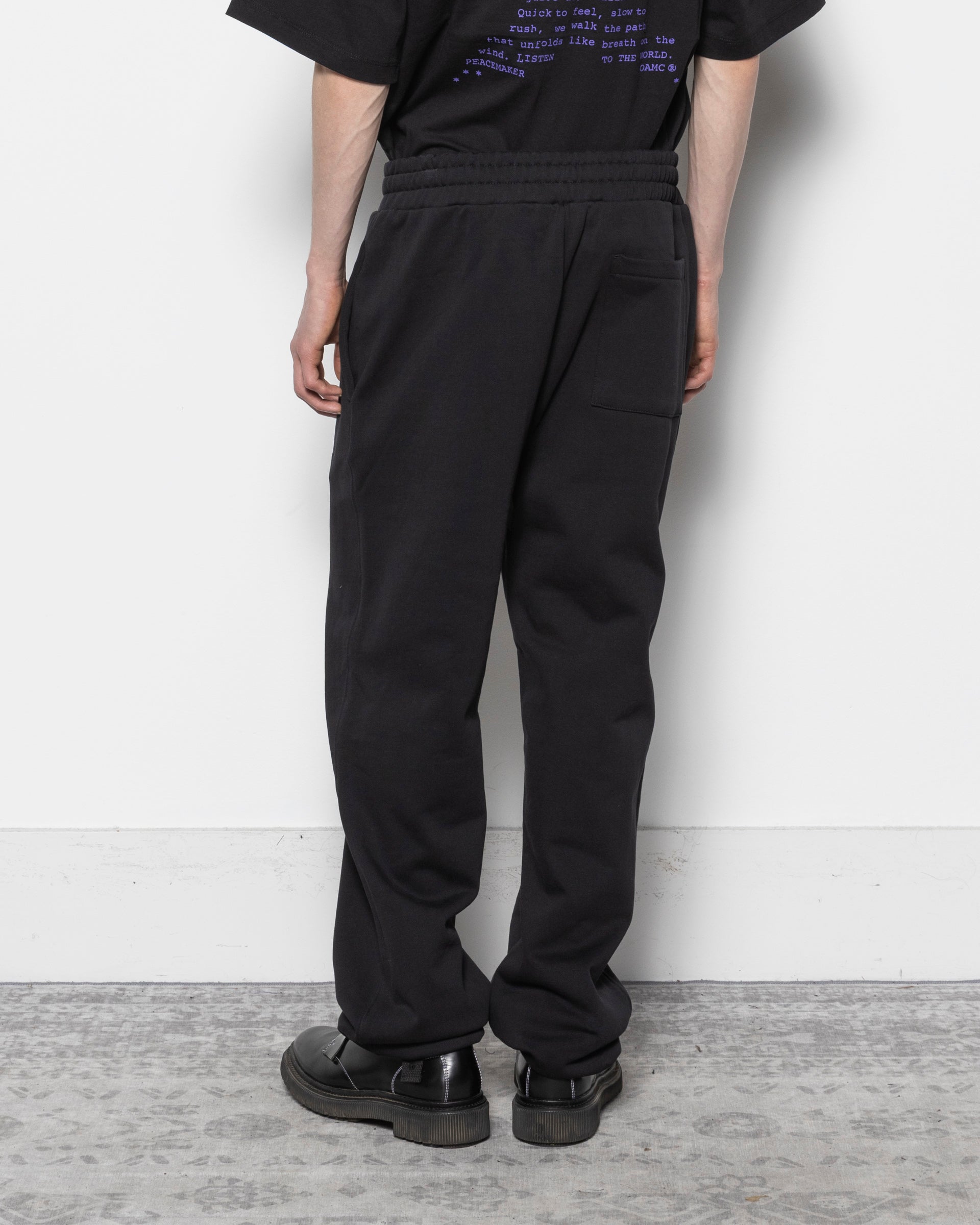 Loose Fit Sweatpants Peacemaker Logo in Black