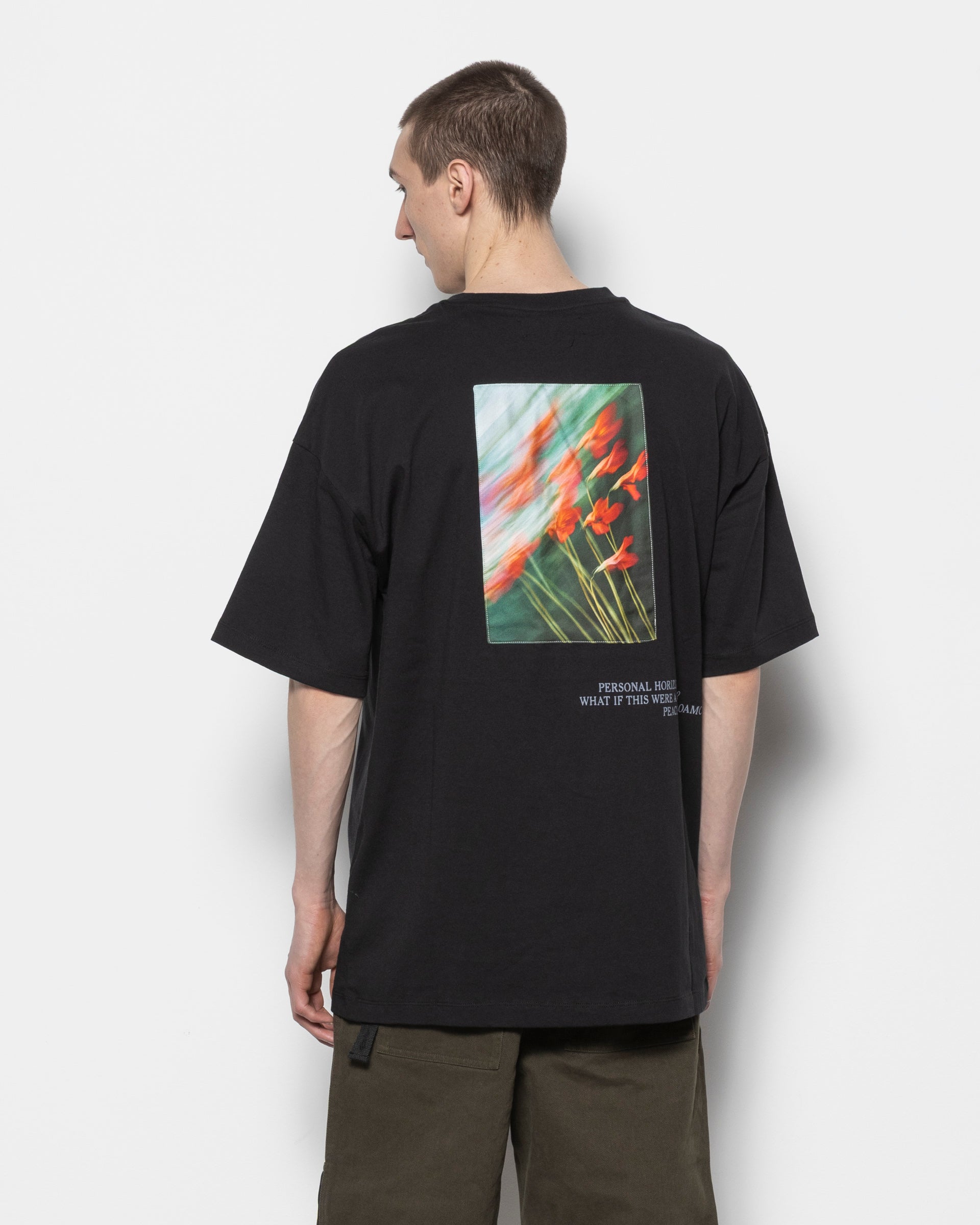 Loose Fit T-shirt Flowerred Print in Black