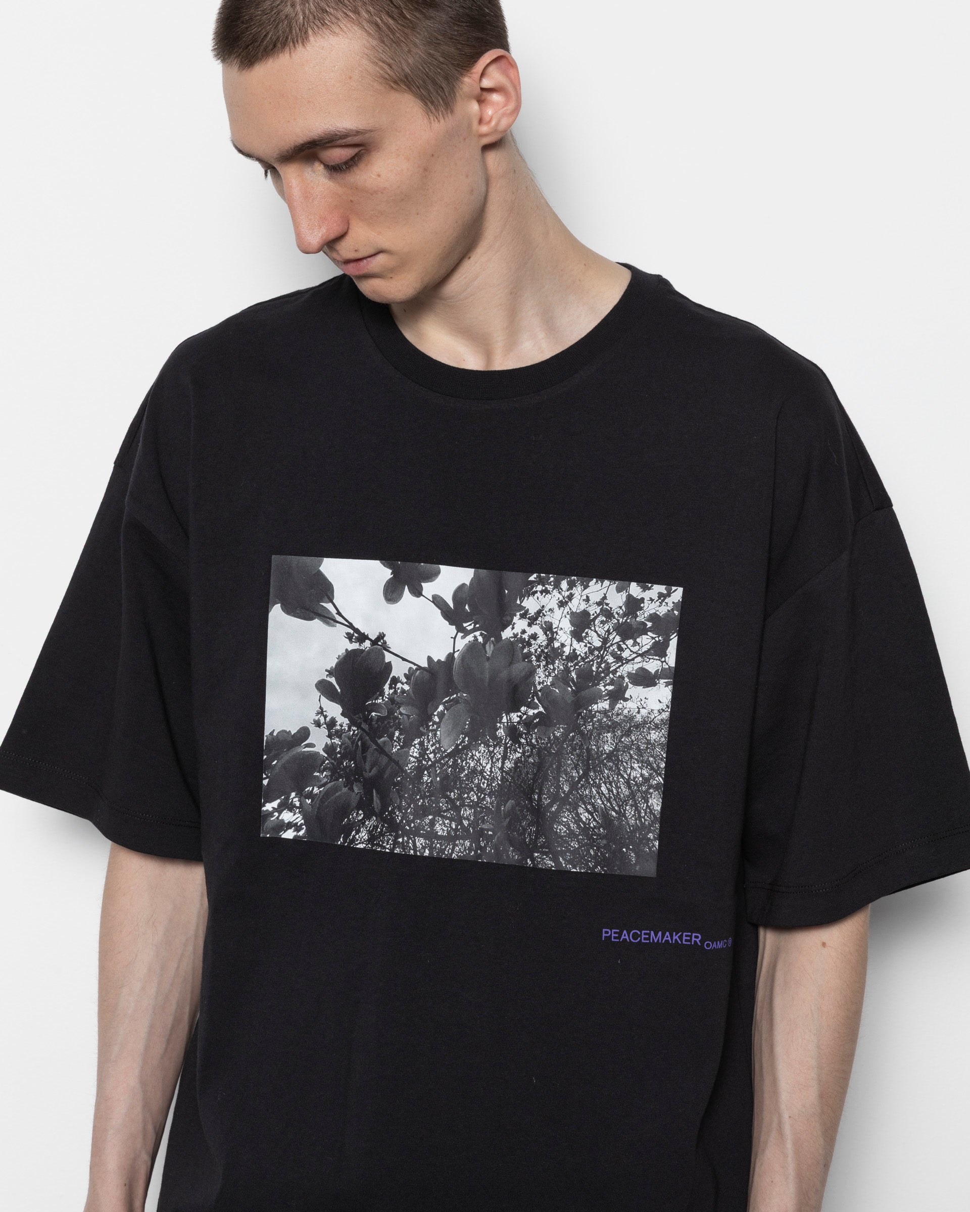 Loose Fit T-shirt Star Print in Black