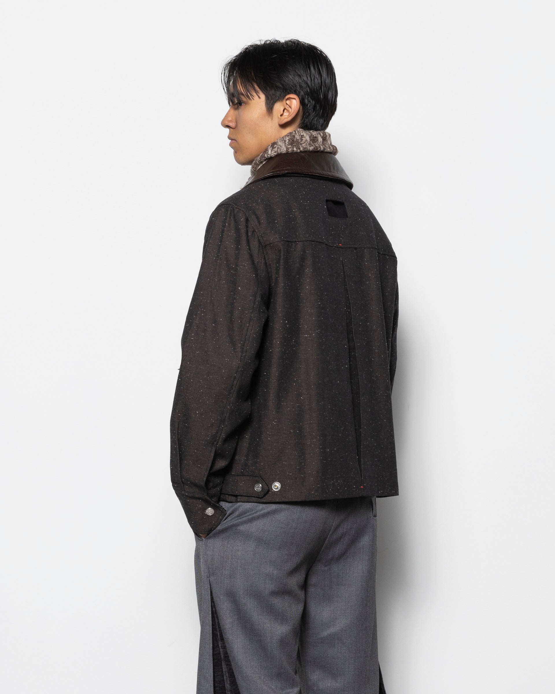 Peeled Off Jacket in Brown | Nullus