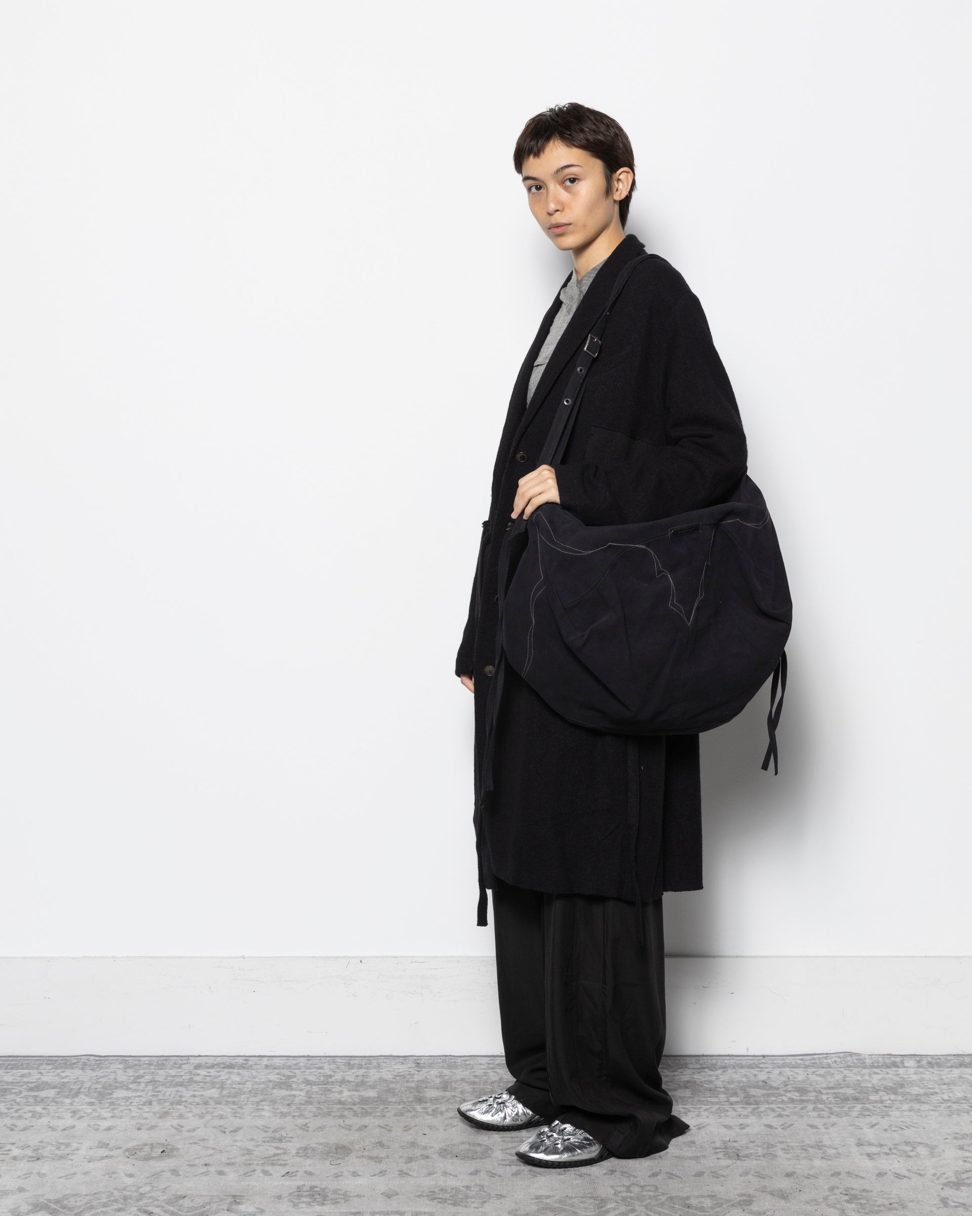 Nerd Shoulder Bag in Black