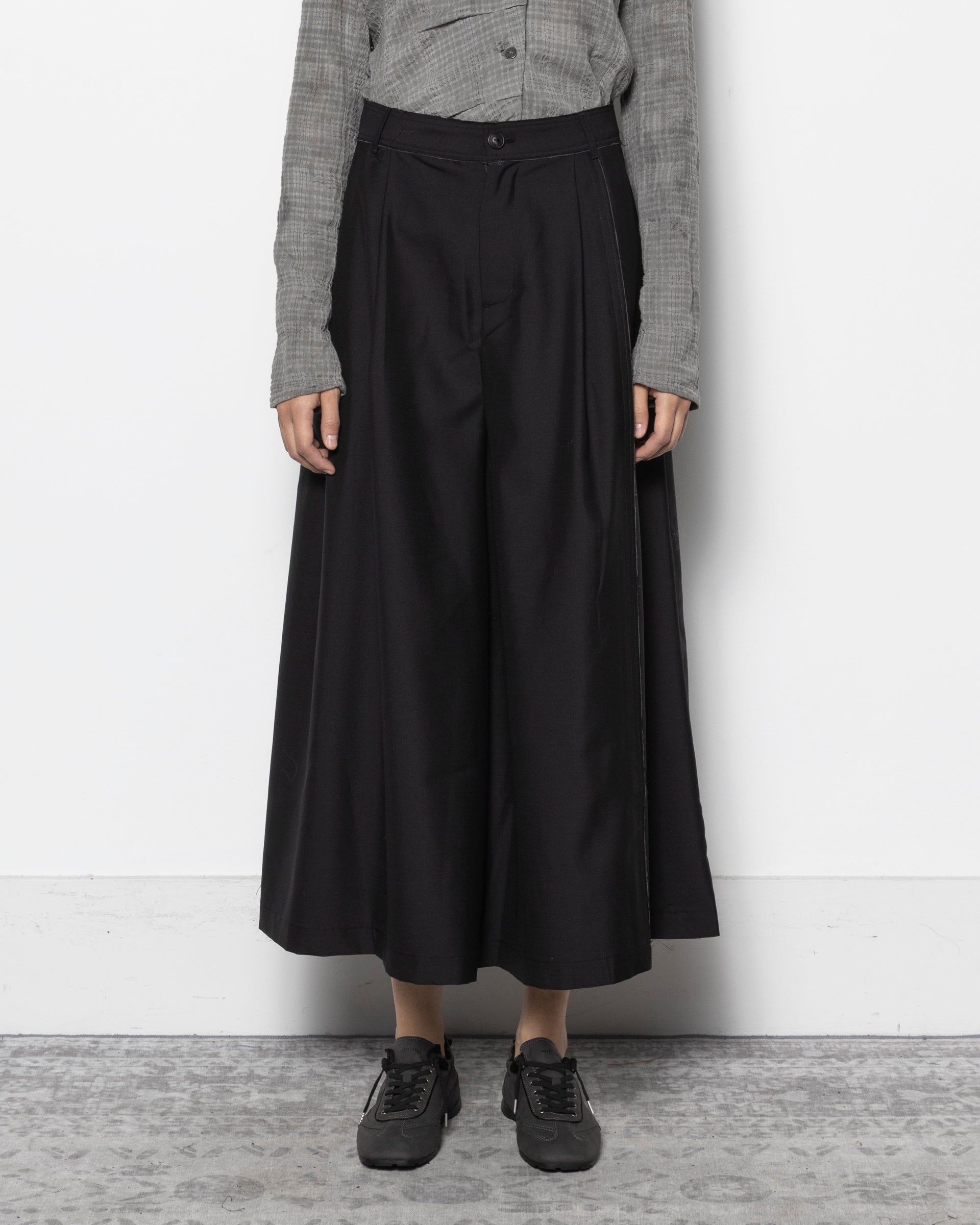 Pleated Hakama in Black