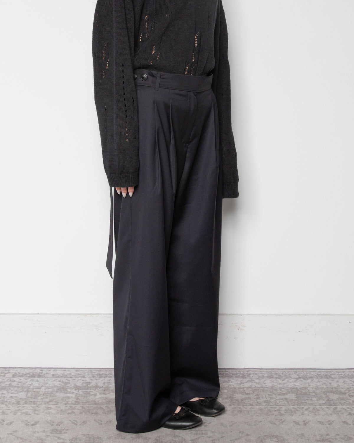 Belted Pleats Trousers in Black