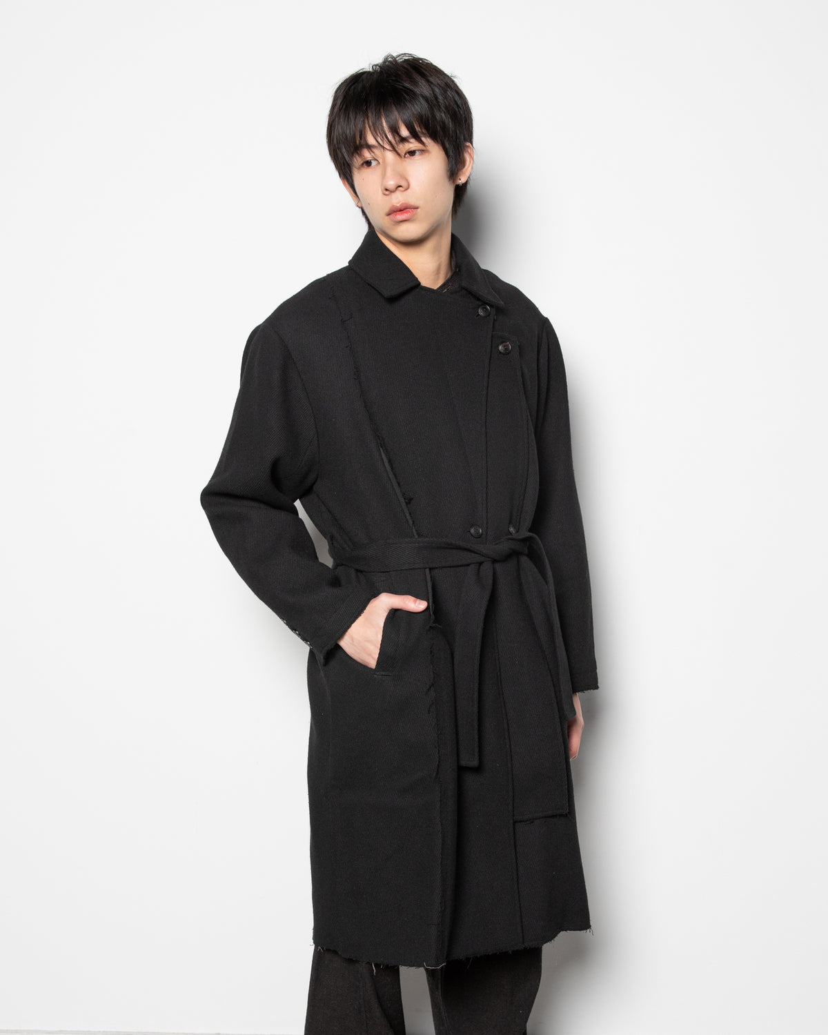 RAW-Edge Double-Collar Long Coat in Black