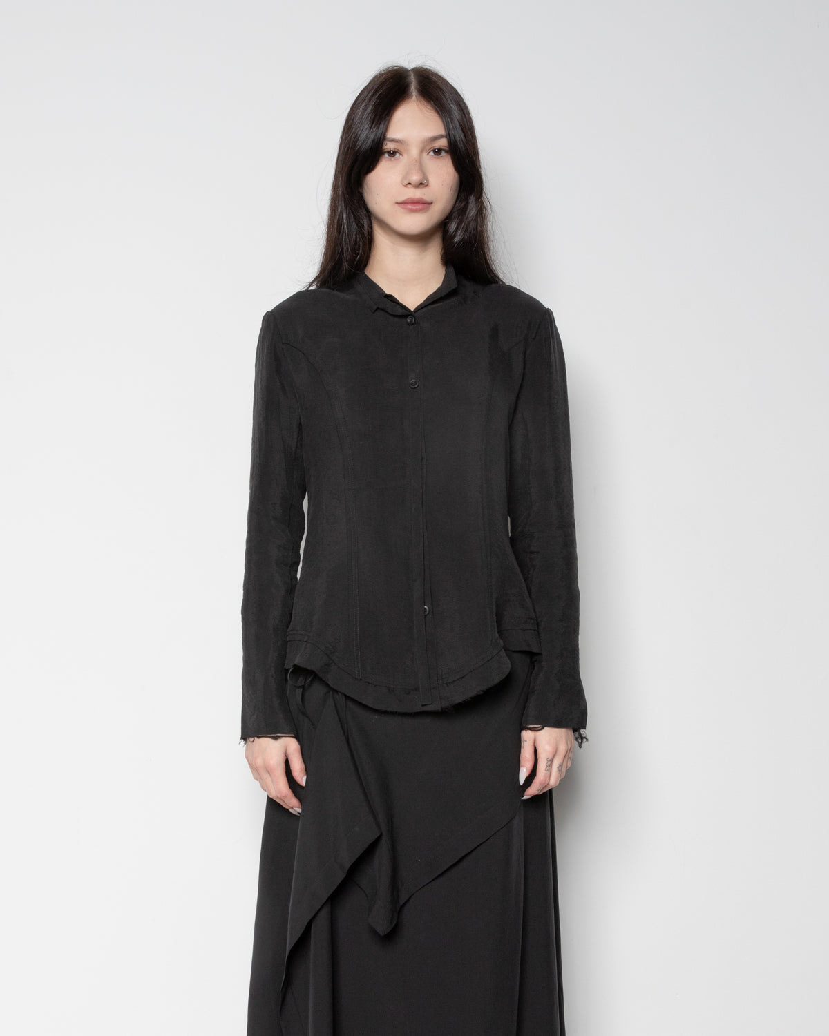 Tie-Neck RFW-Edge Shirt in Black