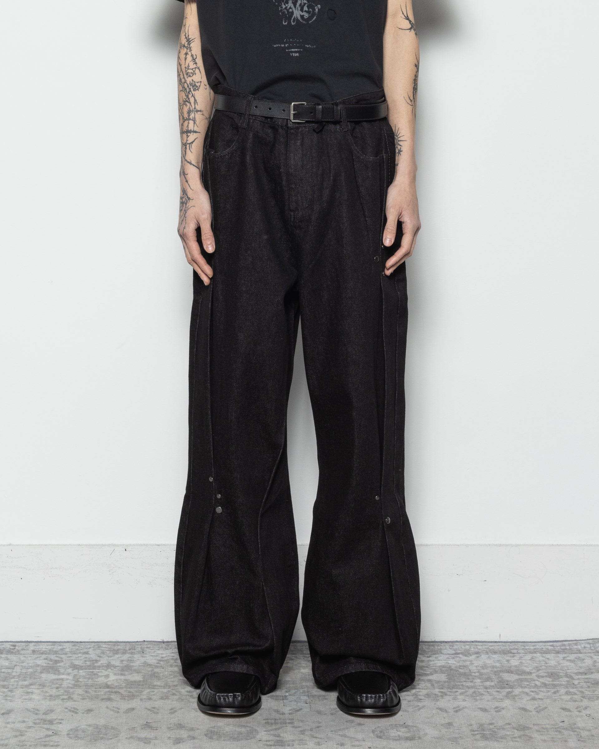Asymmetric Denim Pants in Black