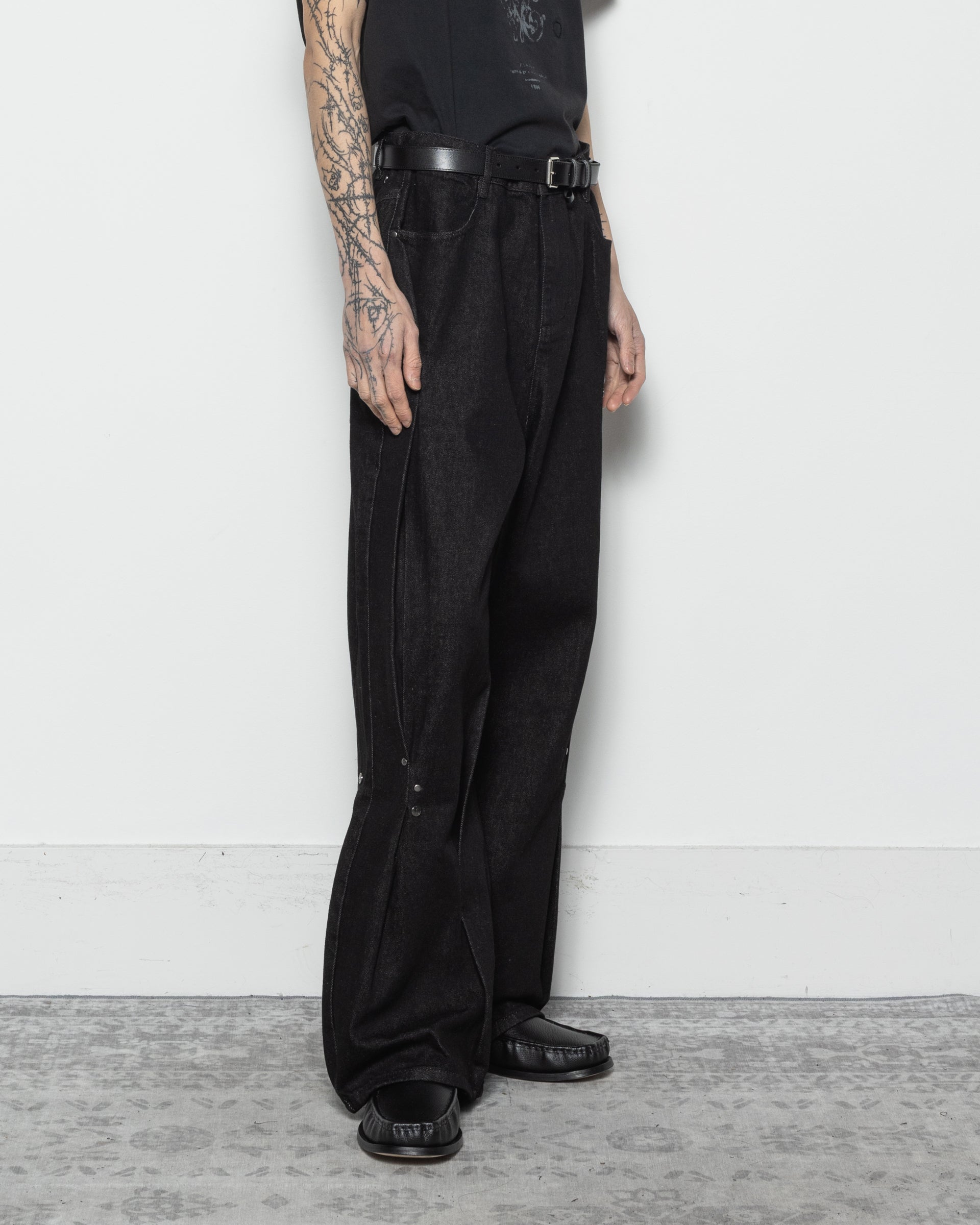 Asymmetric Denim Pants in Black