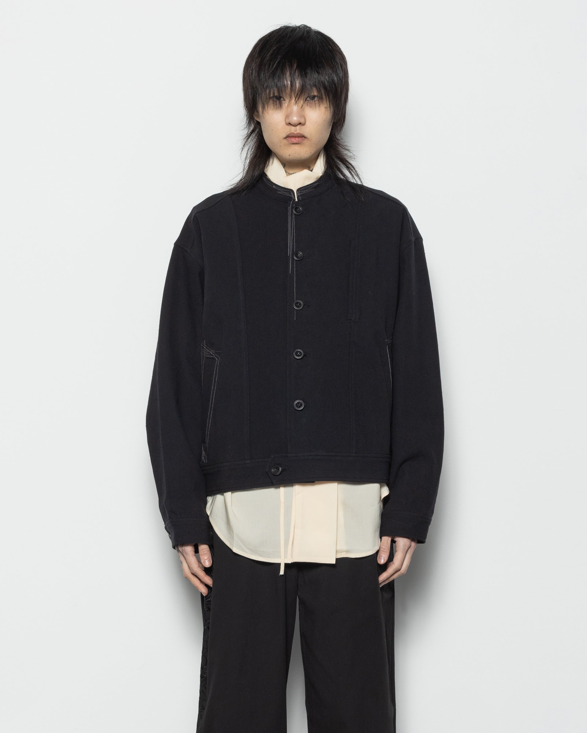 E Cloud JKT in Black