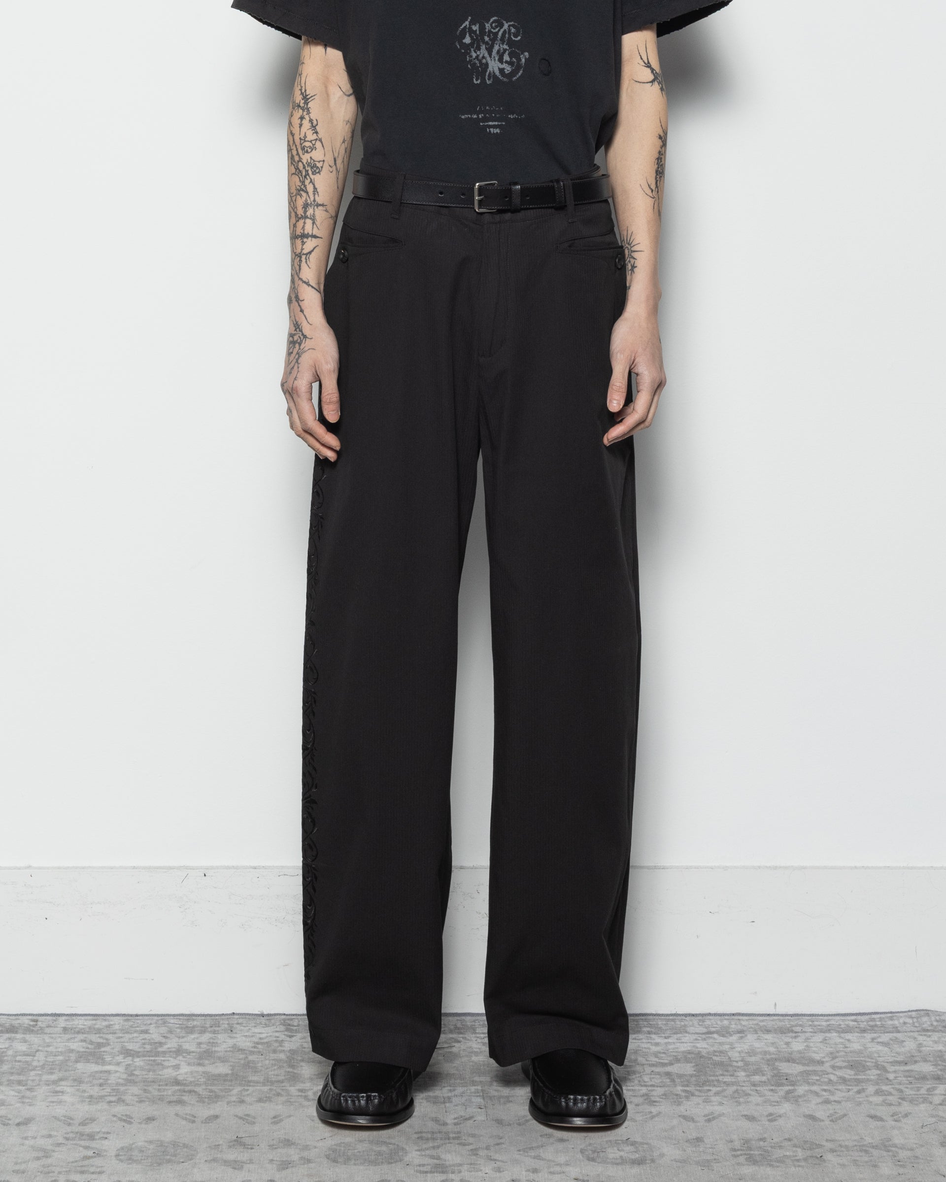 Embroidered Pants in Black