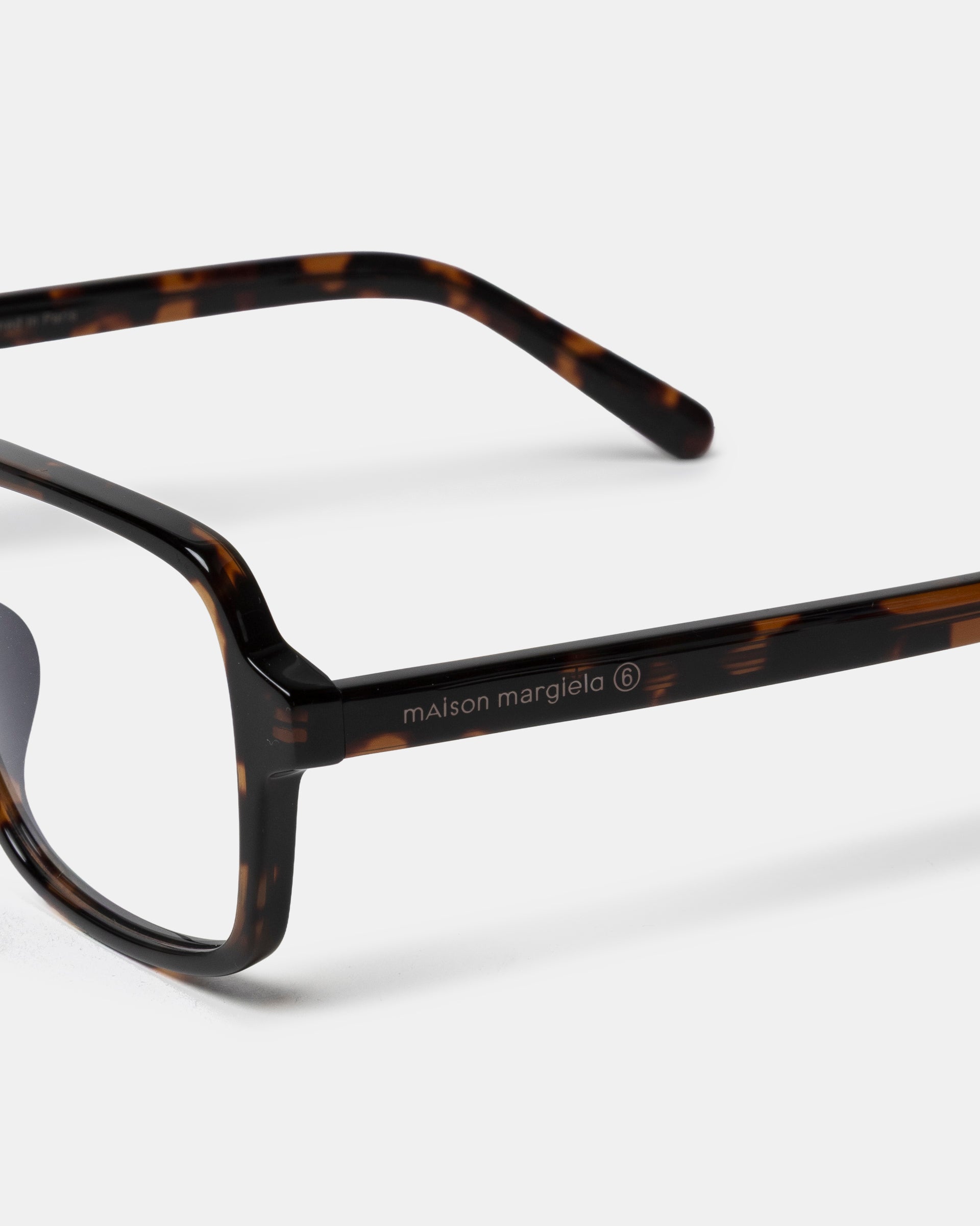 Lunettes 13 Opitques Écailles