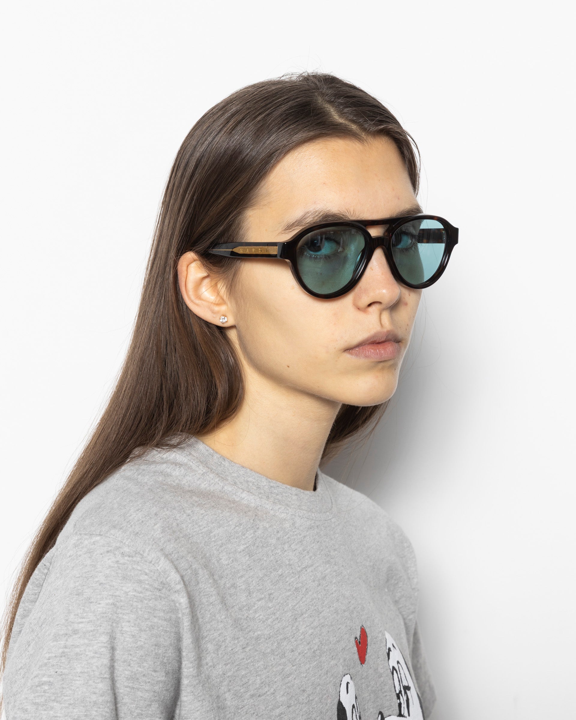 Zeanou in Dark Havanna