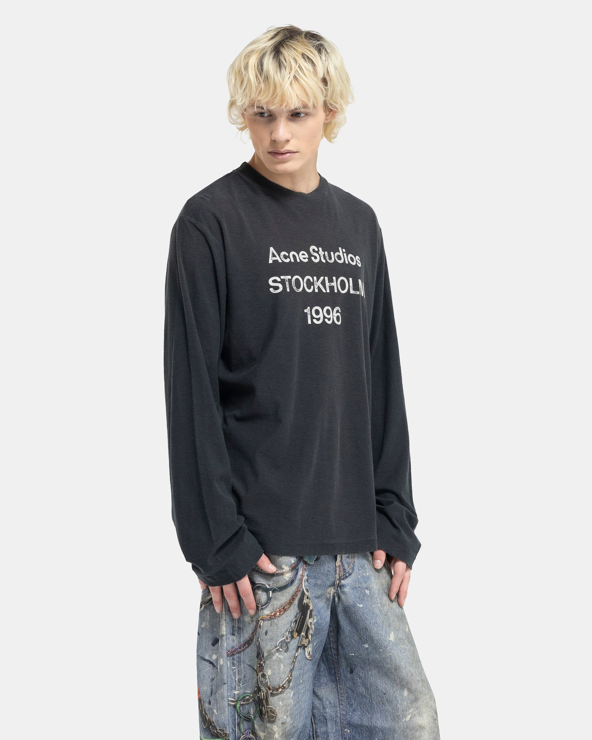 Logo Long Sleeve T-Shirt in Faded Black