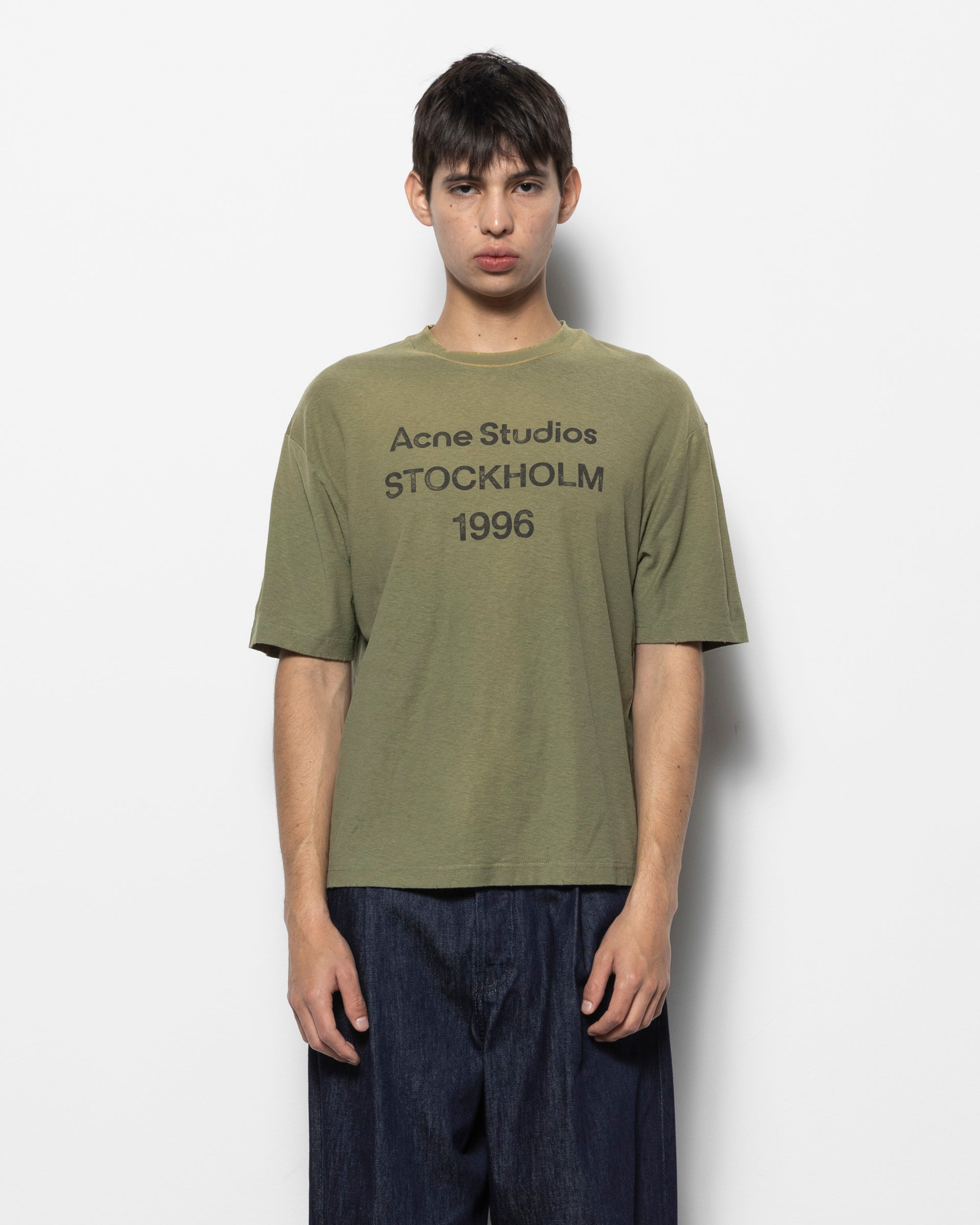 Logo T-Shirt in Olive Green