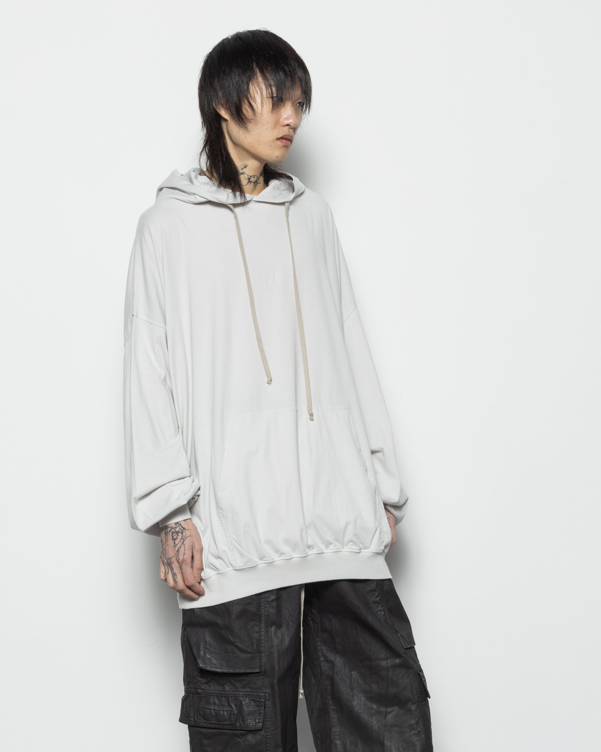 Hun Hooded T-Shirt in Milk Wash