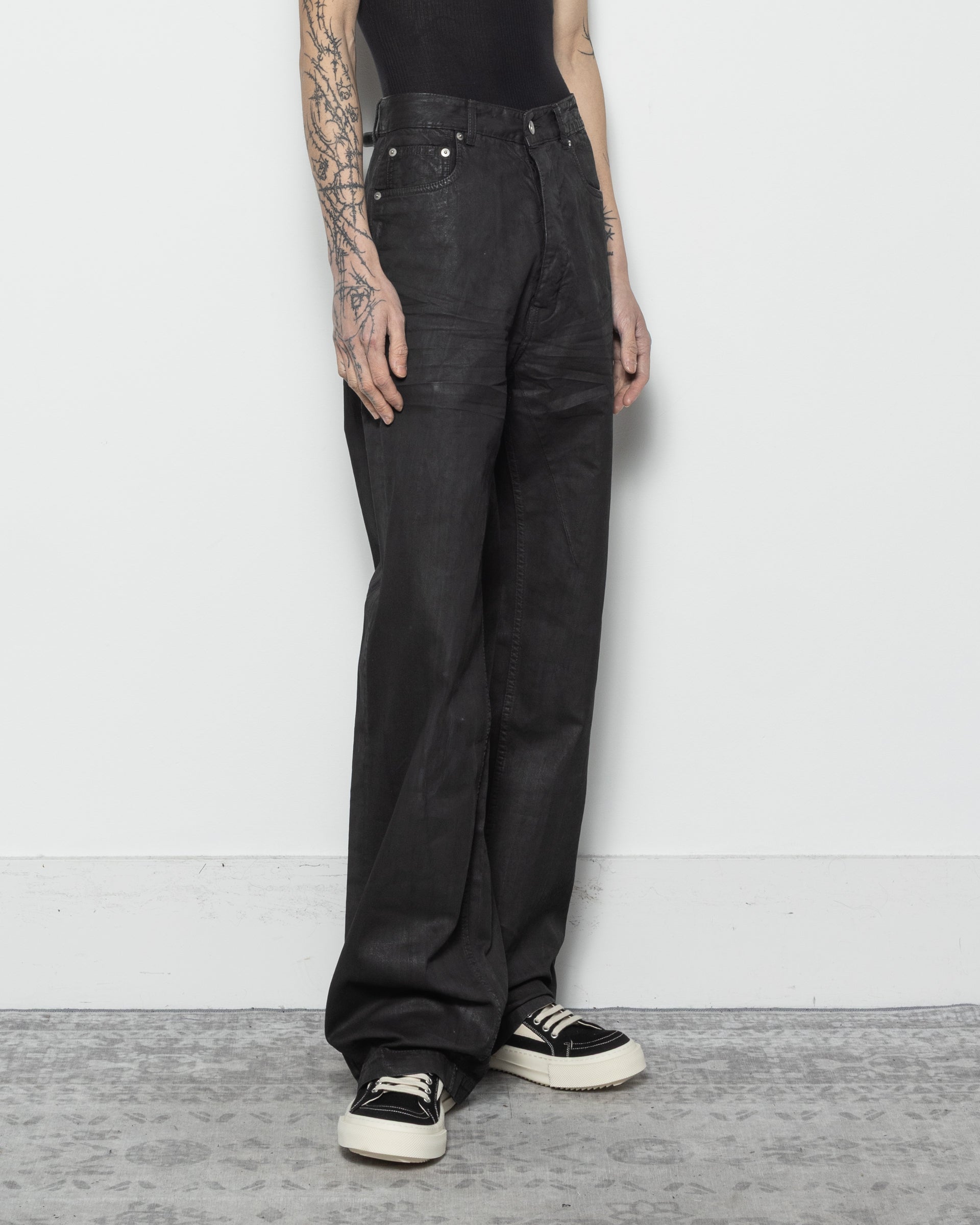 Geth Jeans in Black