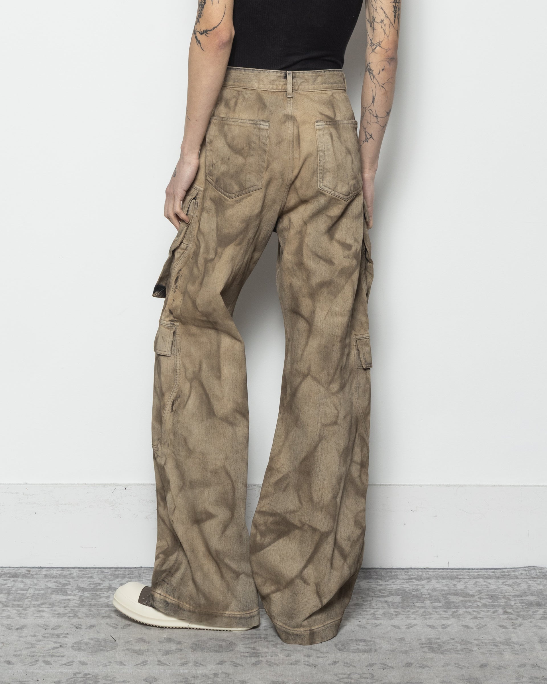 Double Cargo Pants in Dust