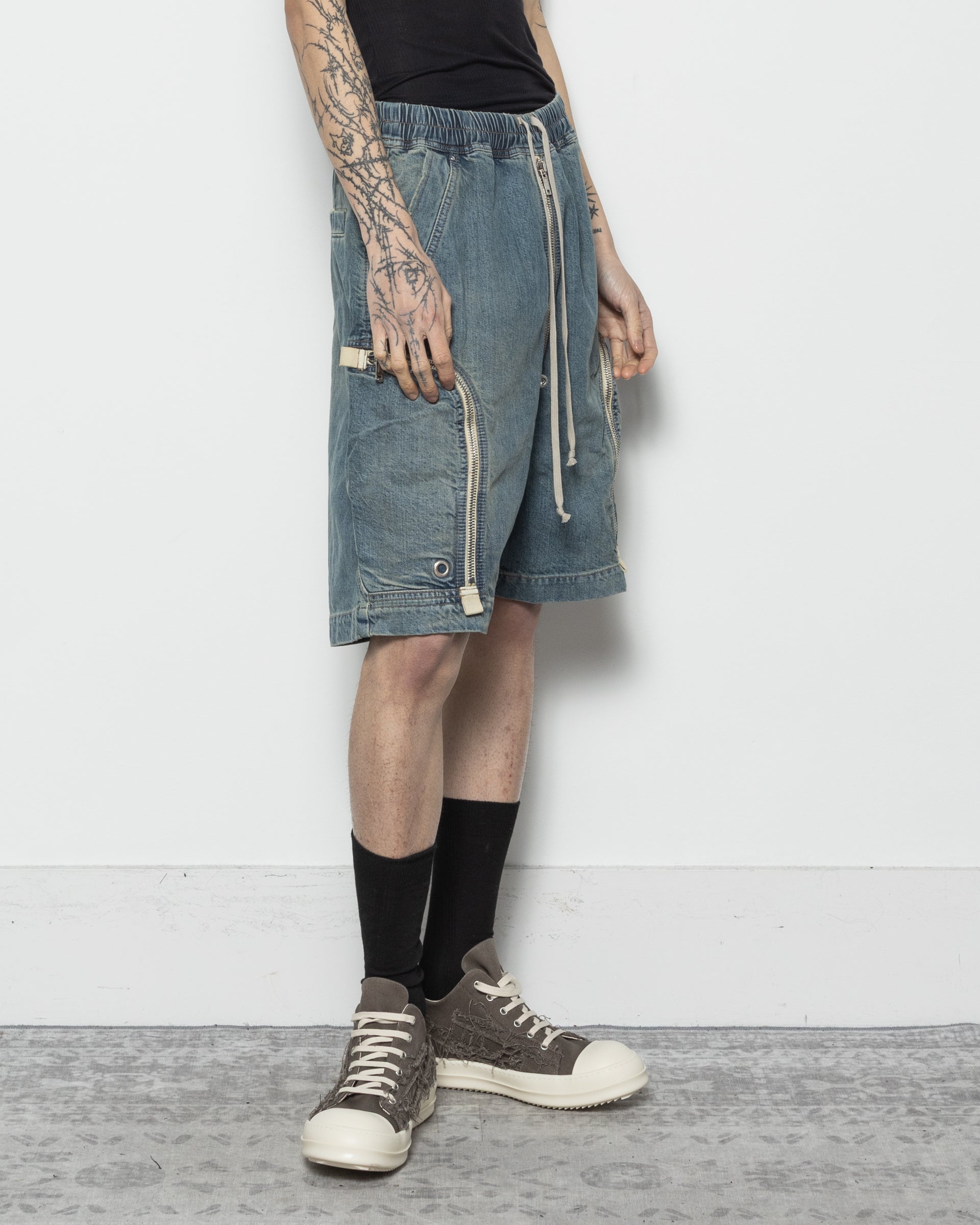 Bauhaus Denim Shorts in Washed Indigo