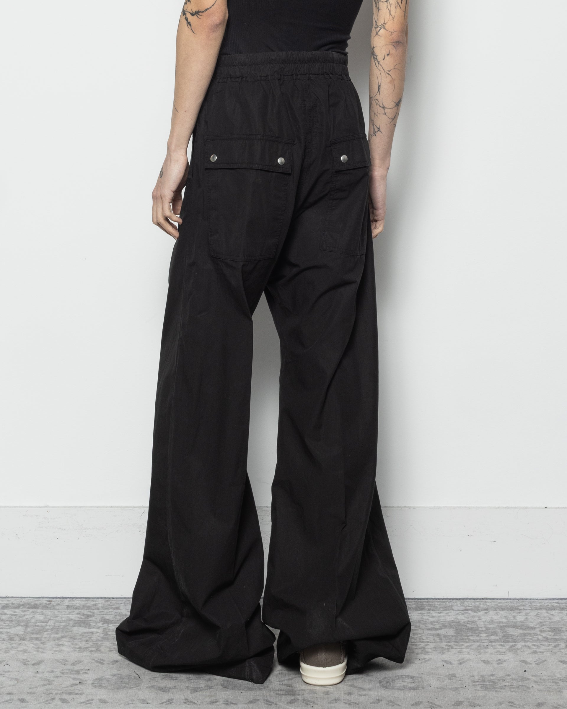 Geth Belas Pants in Black