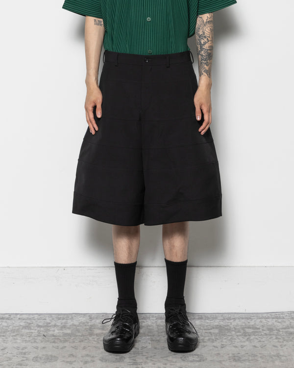 Panelled Wide Shorts in Black