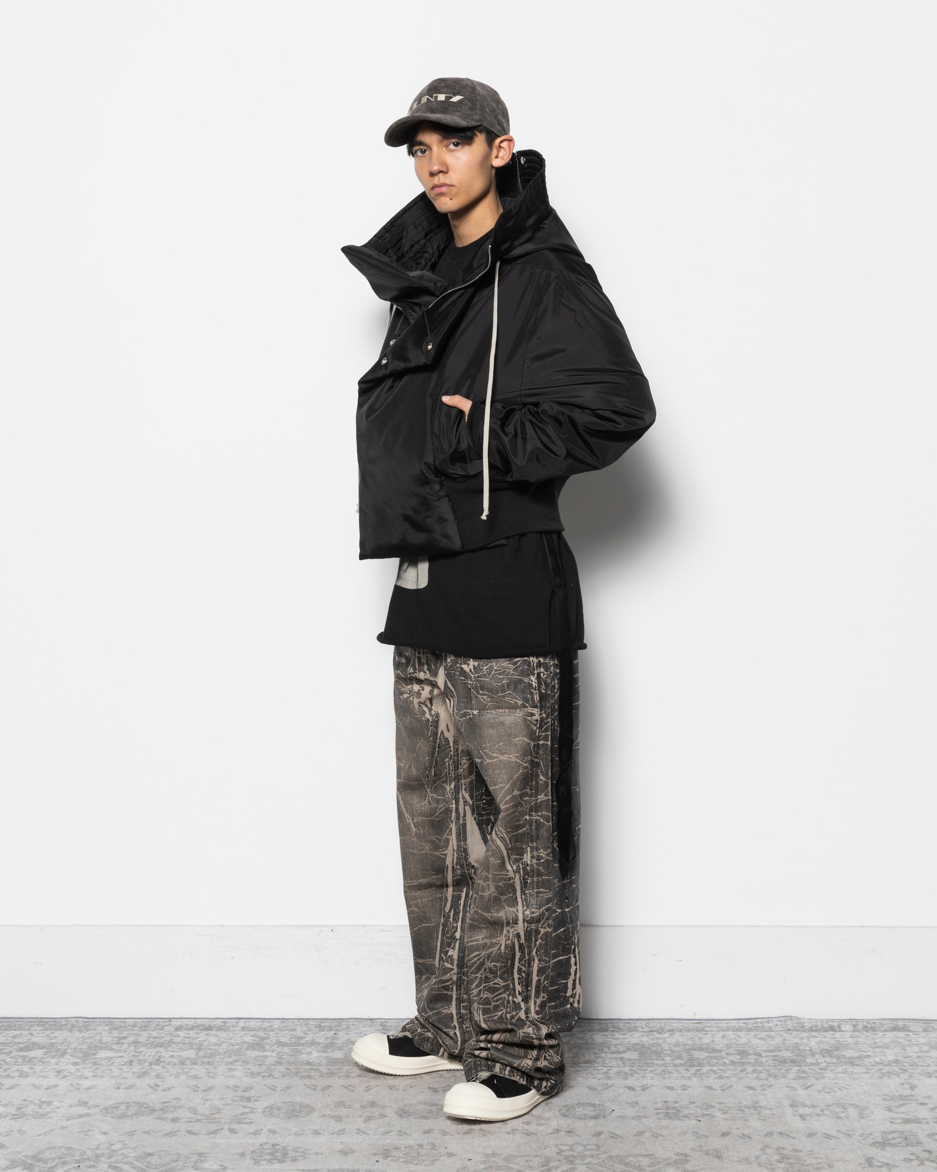 Rick Owens DRKSHW Cropped Alice Parka Jacket in Black | RODEN GRAY