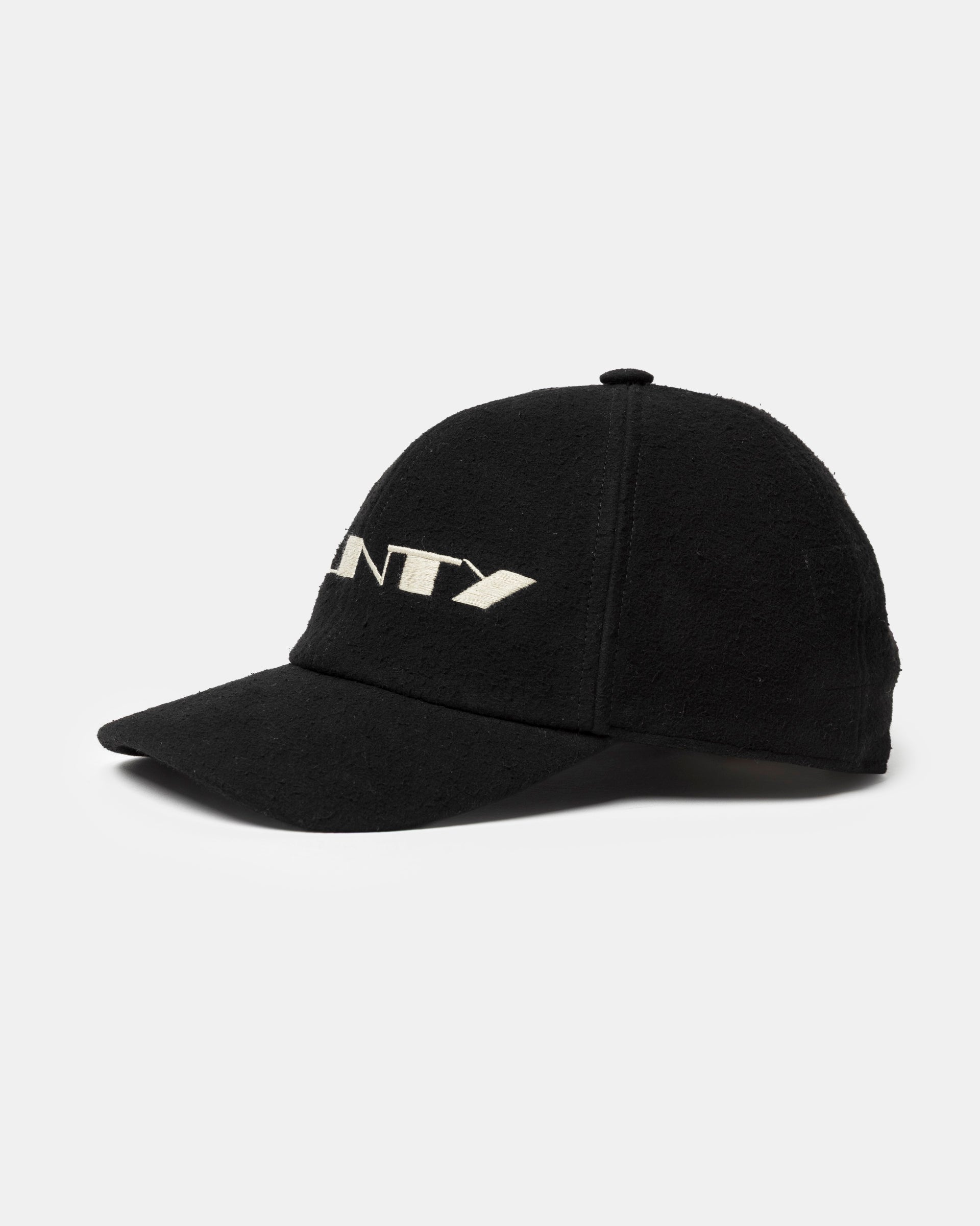 Cunty Baseball Cap in Black and Pearl
