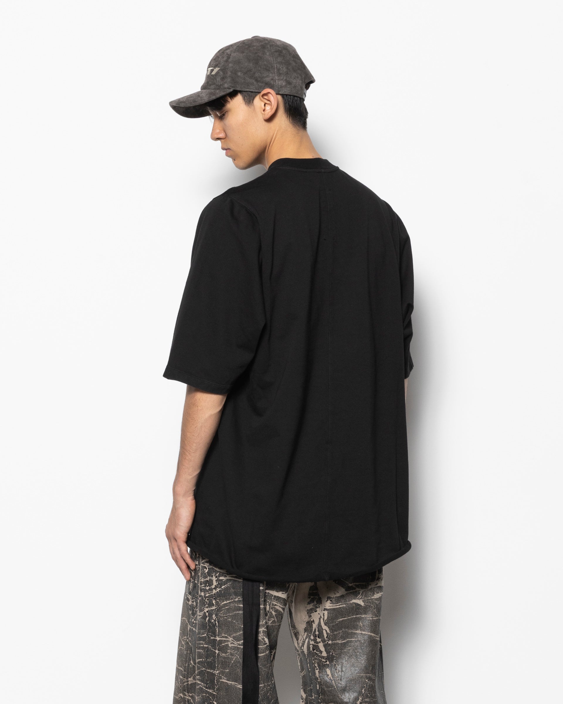 Jumbo Short Sleeve Tee in Black and Pearl