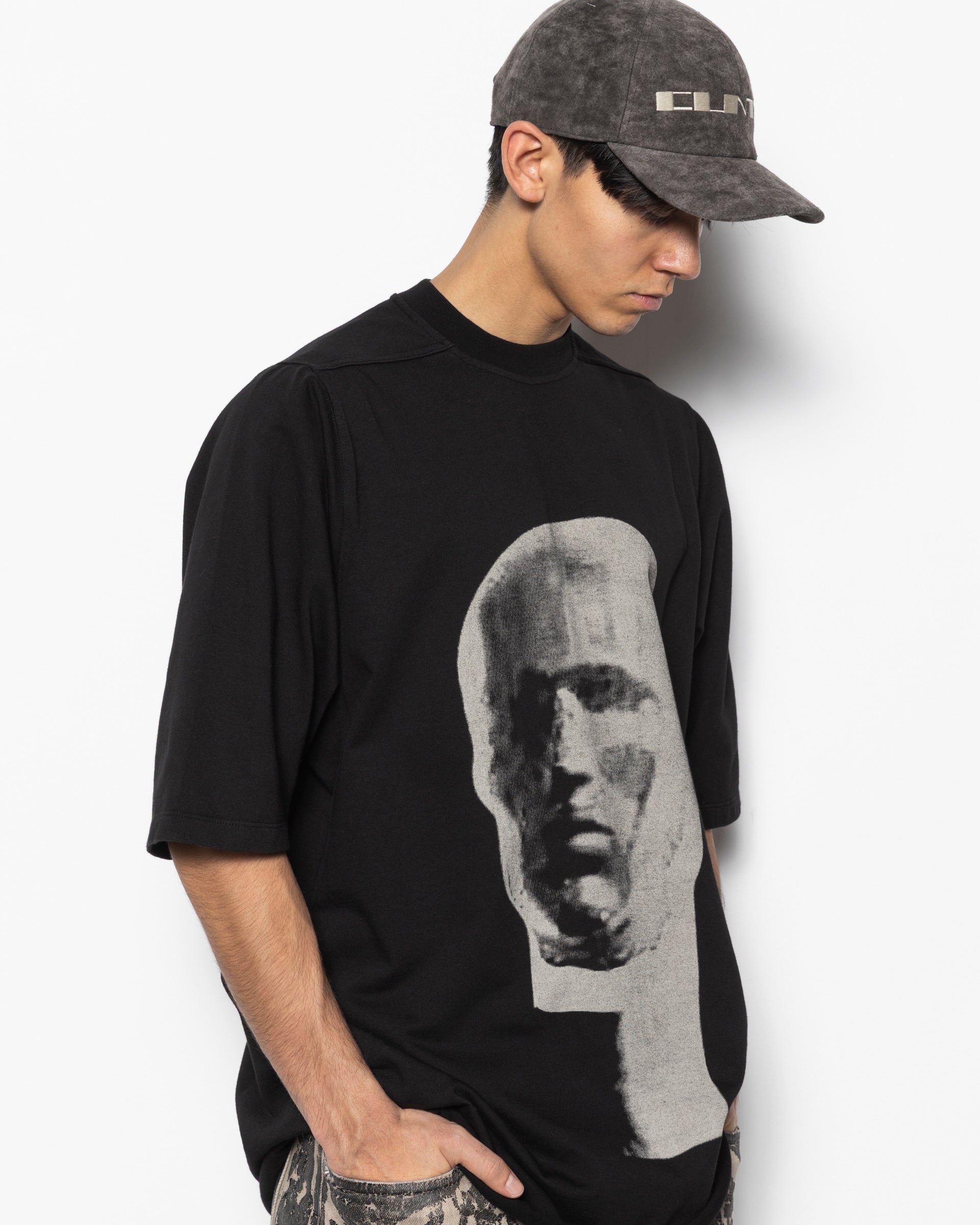 Jumbo Short Sleeve Tee in Black and Pearl