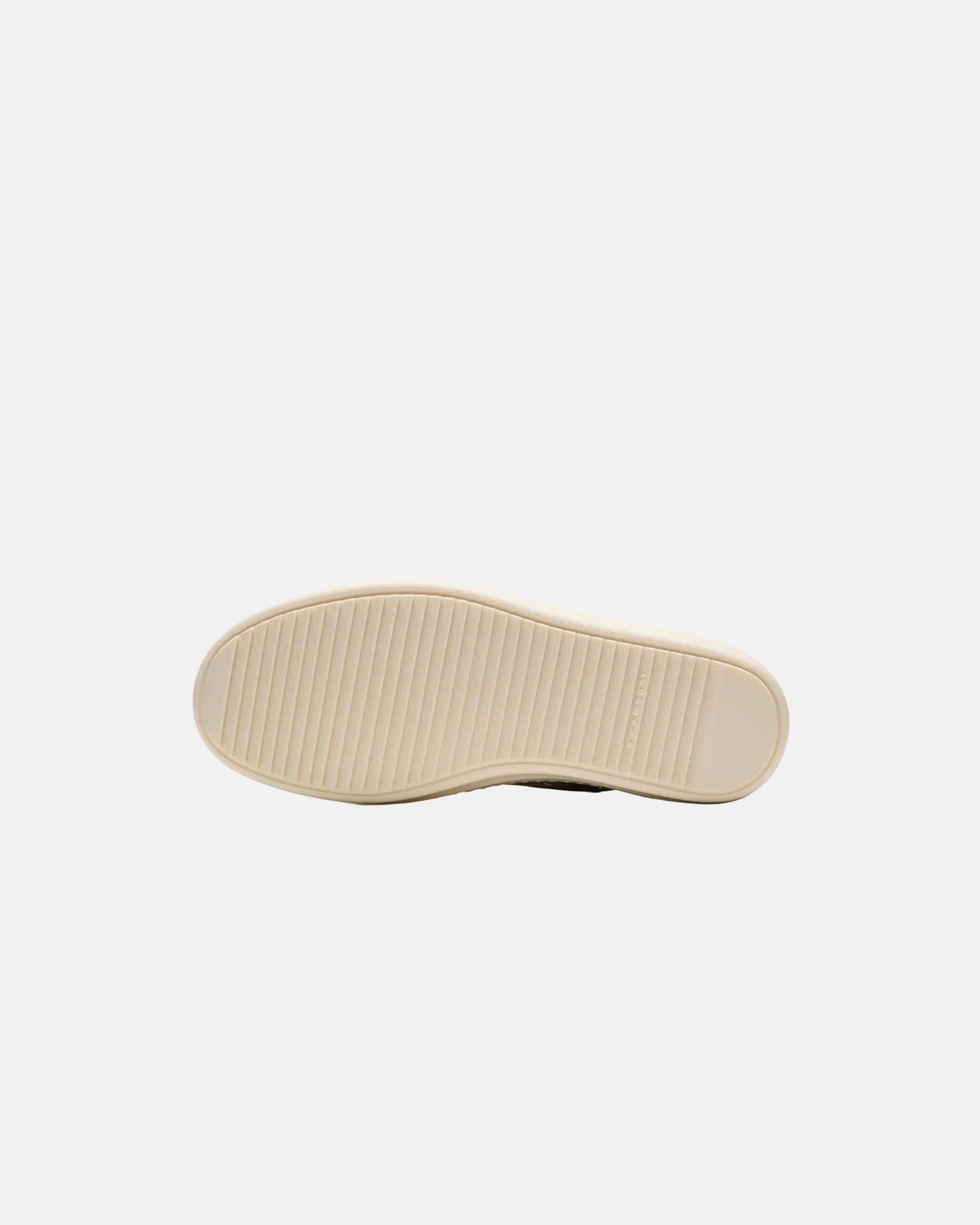 Low Sneakers in Dust and Milk