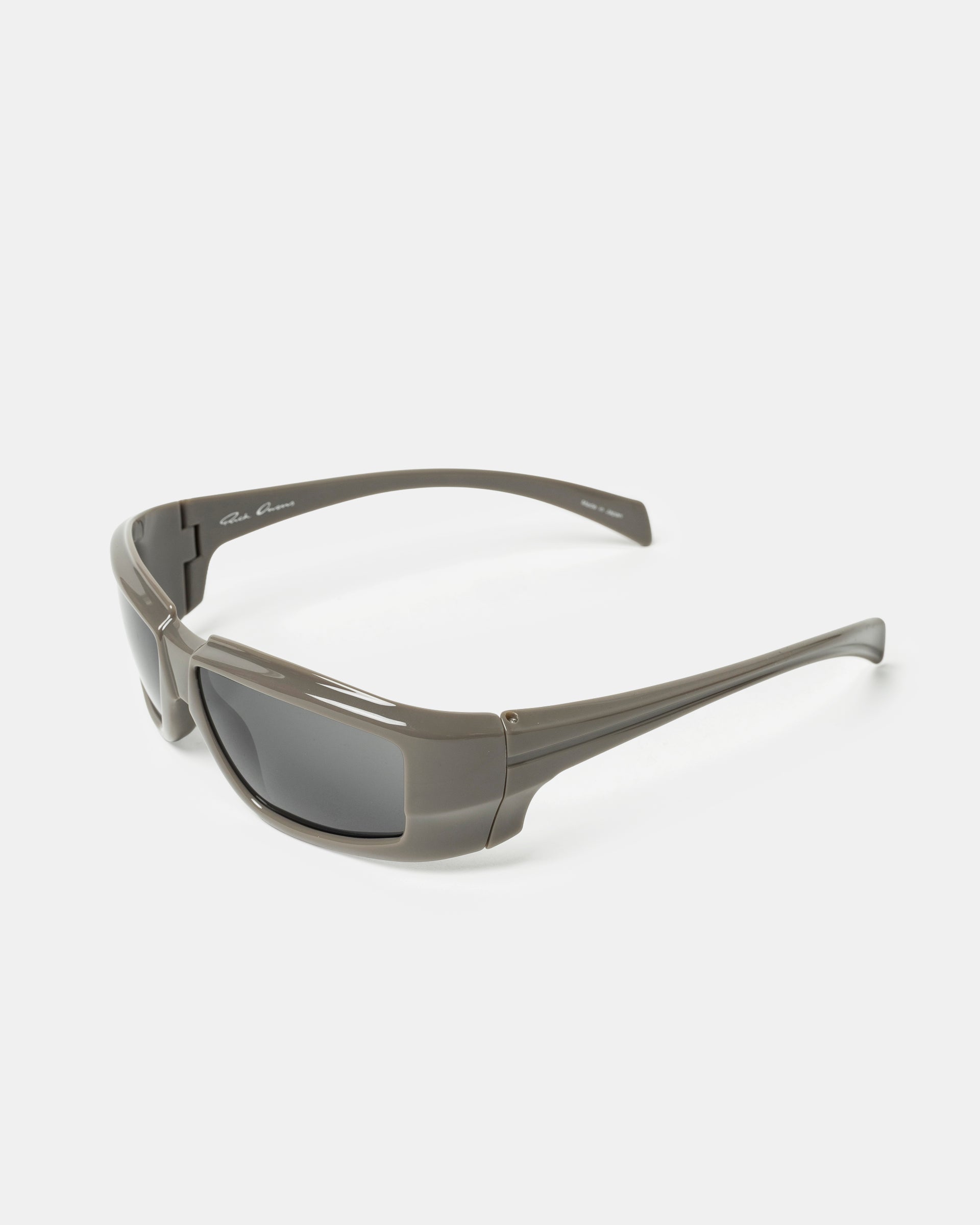 Rick Owens DRKSHDW Rick Sunglasses in Dust | RODEN GRAY