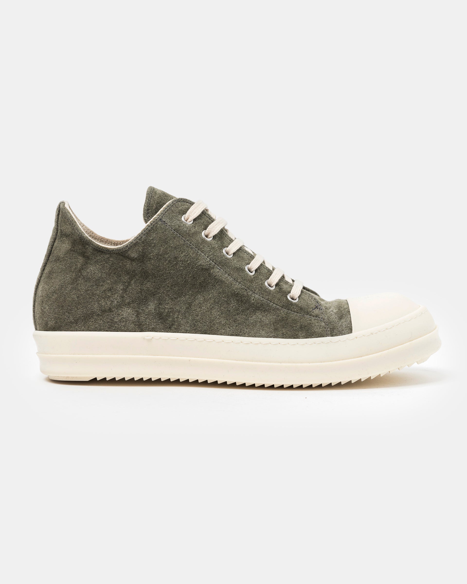 Scrape Low Sneakers in Sage and Milk