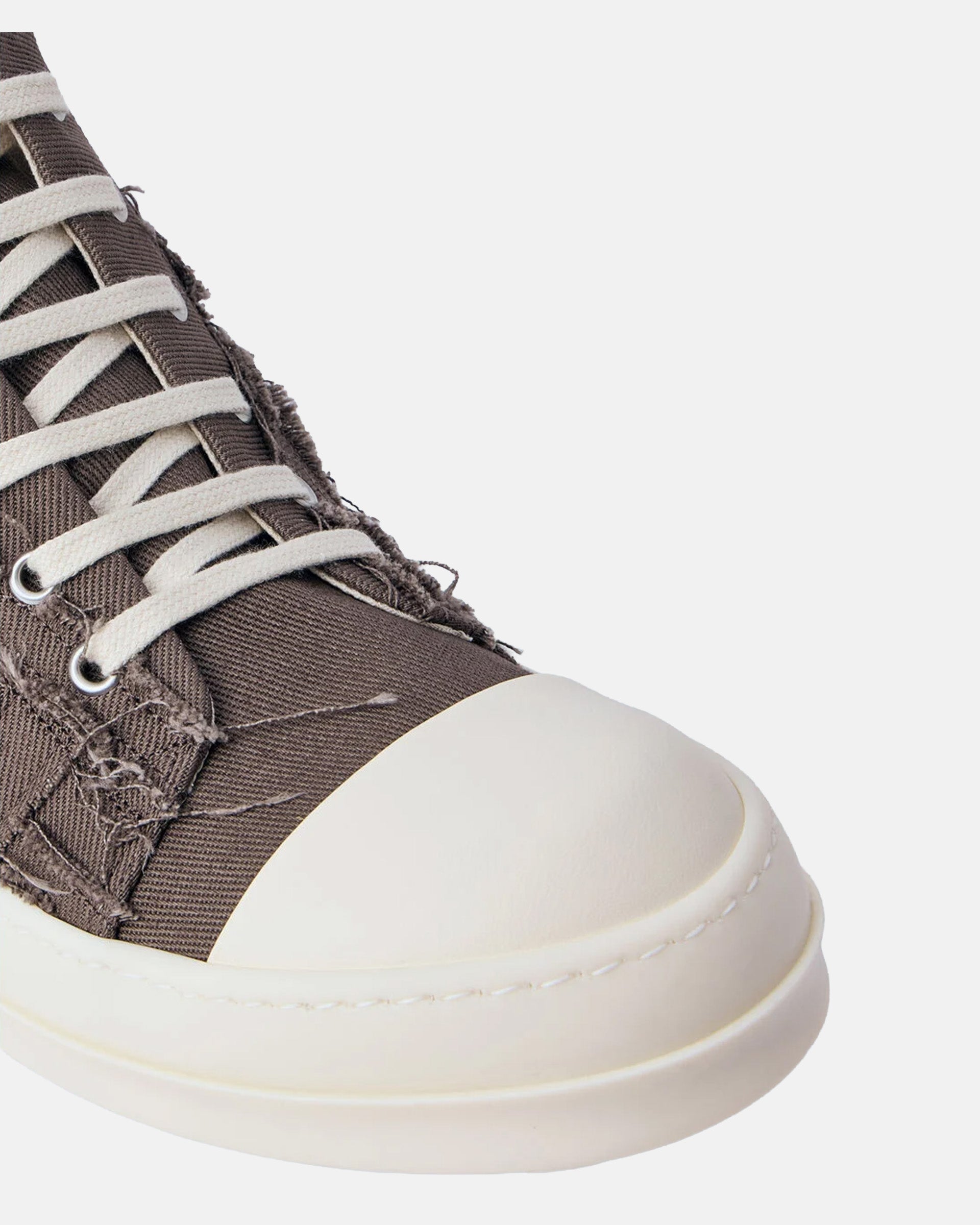 Slash Low Sneakers in Dust and Milk
