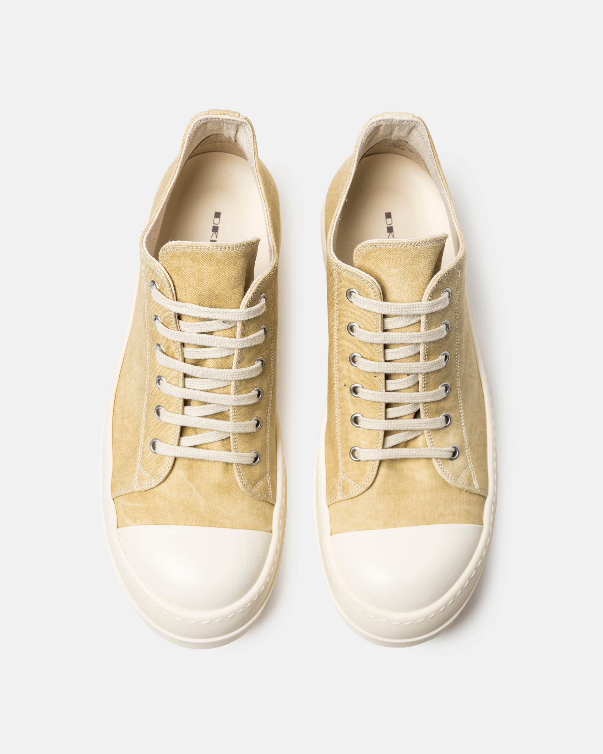 Low Sneakers in Parchment/Milk