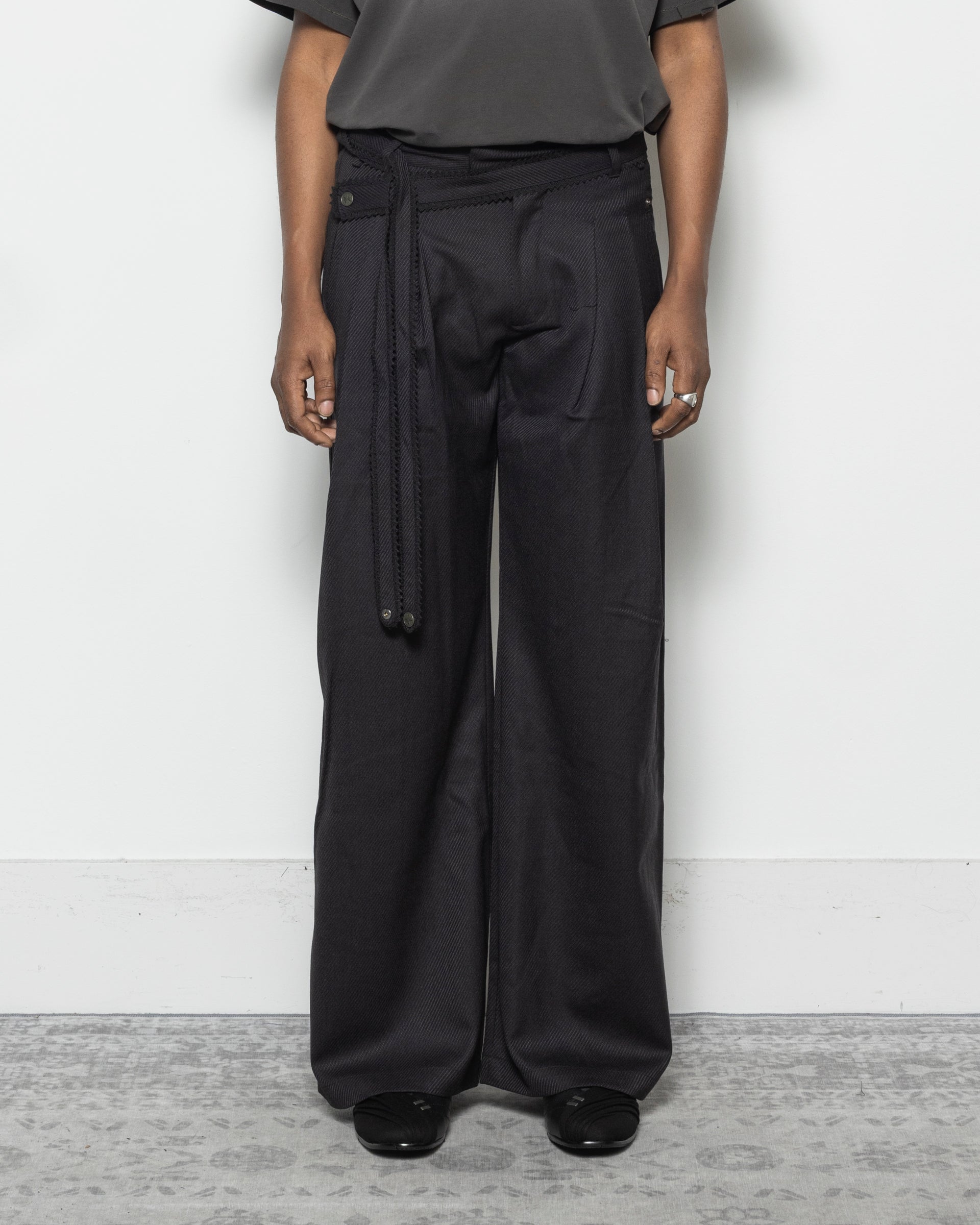 Lucian Trousers in Black